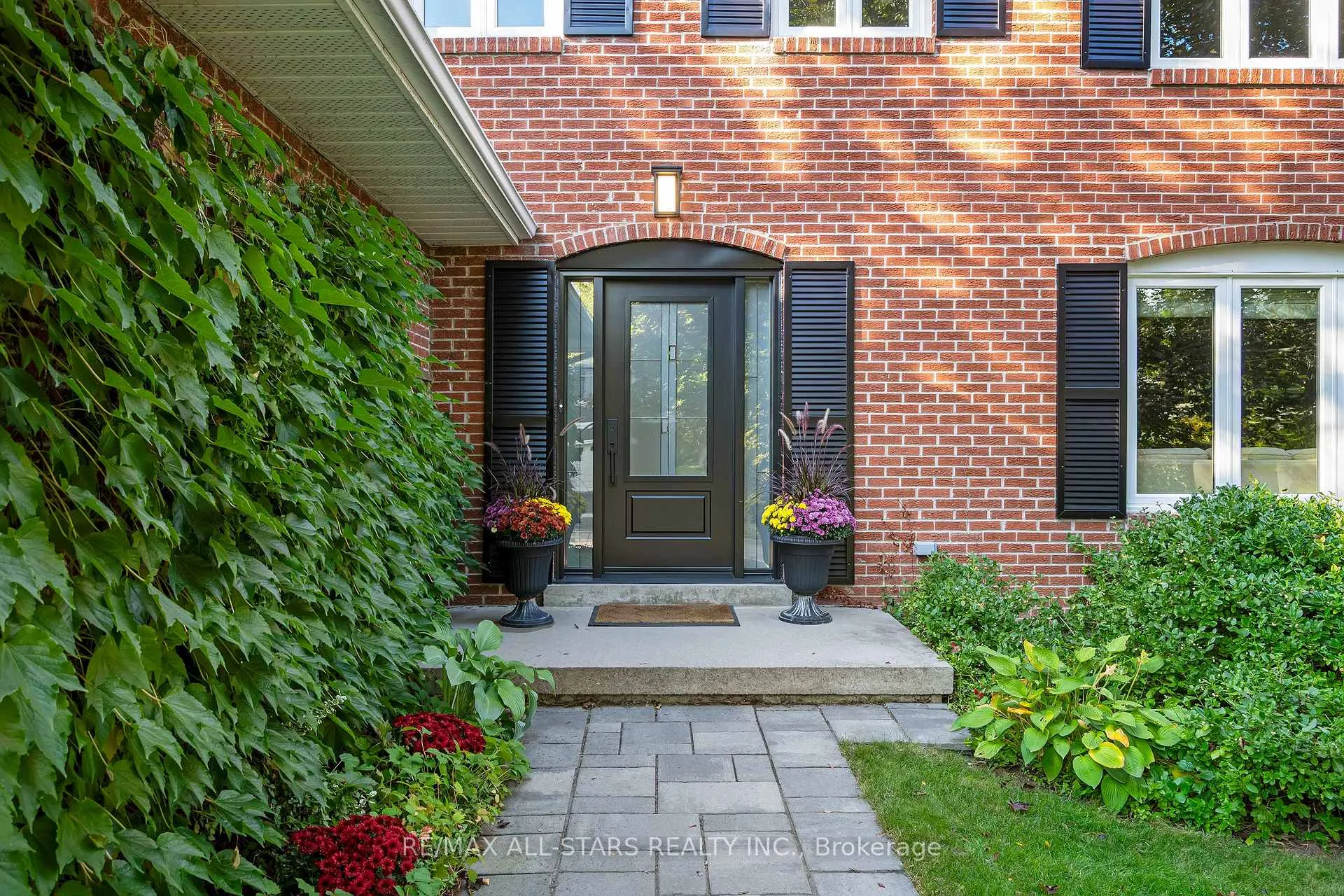 Photo 34 of 129 Briarwood Road, Markham, Unionville — HOMEH