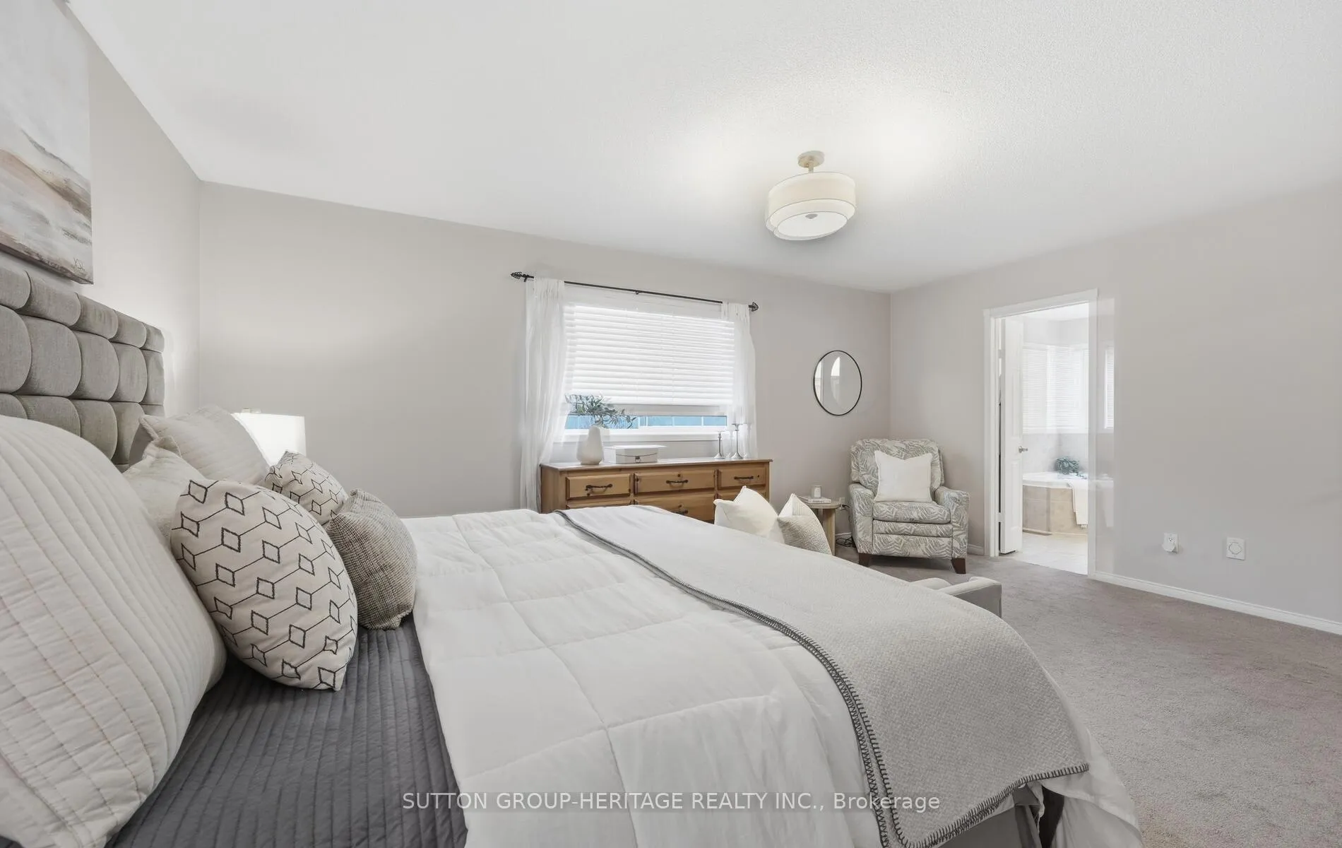 Photo 15 of 1423 Ashgrove Crescent, Oshawa, Pinecrest — HOMEH