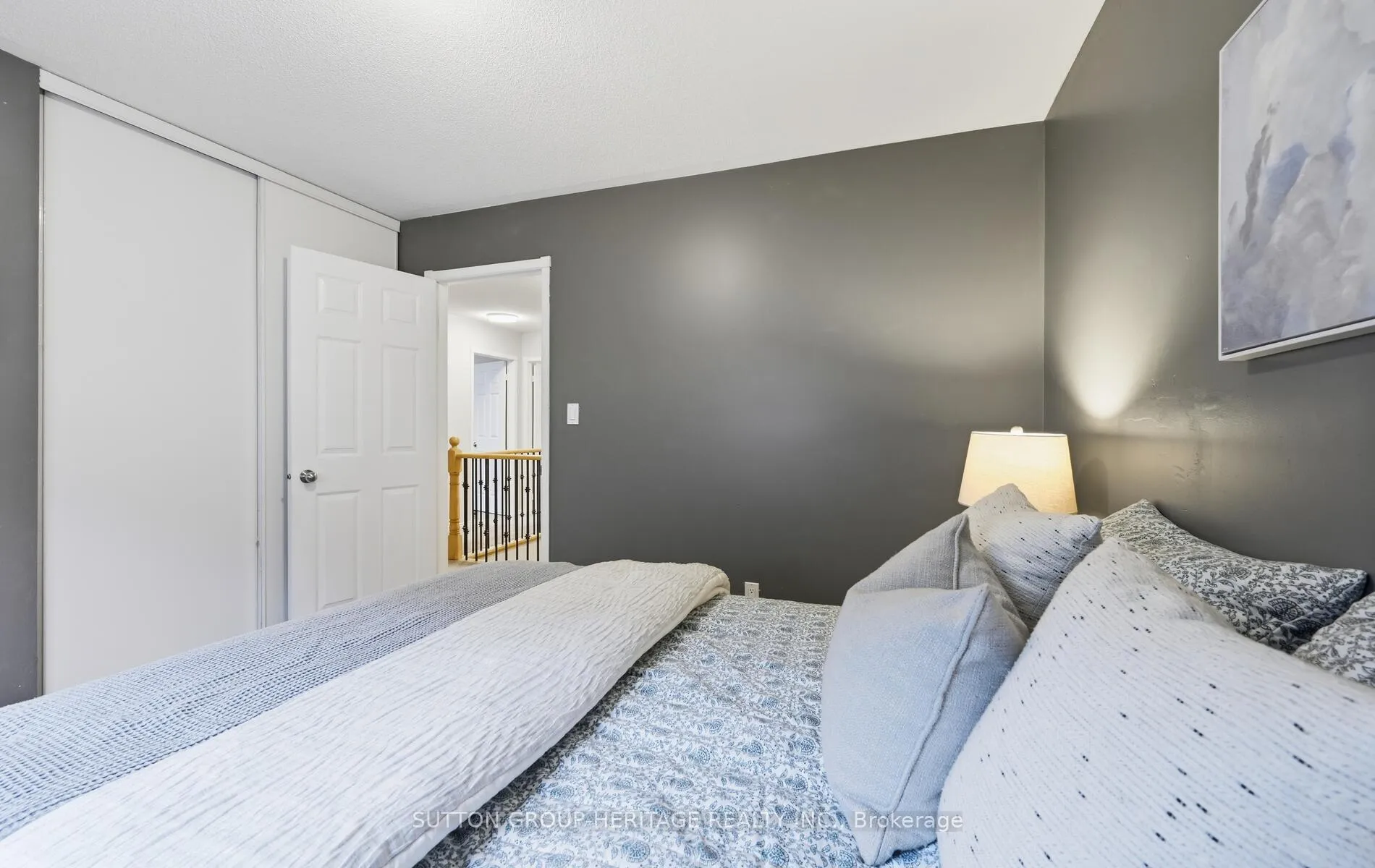 Photo 18 of 1423 Ashgrove Crescent, Oshawa, Pinecrest — HOMEH