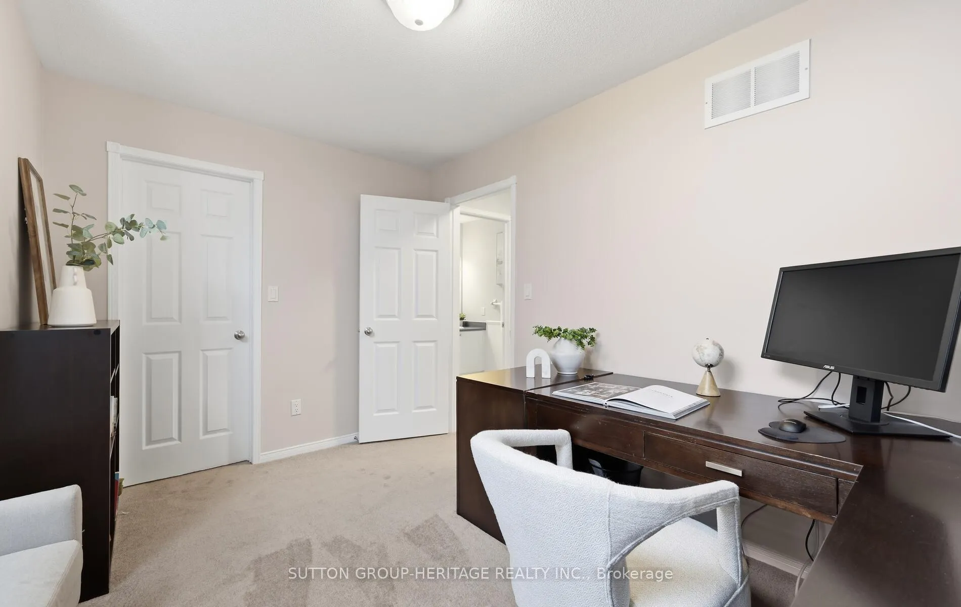 Photo 22 of 1423 Ashgrove Crescent, Oshawa, Pinecrest — HOMEH