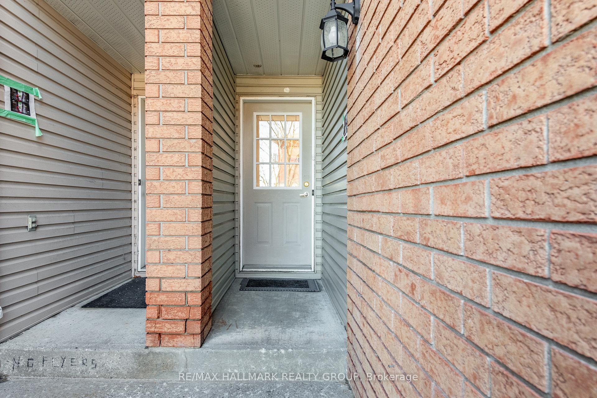 Photo 4 of 186 Burma Road, Ottawa, CFB Rockcliffe and Area — HOMEH