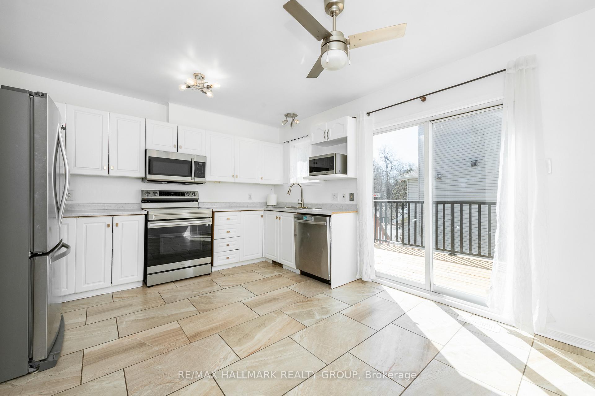 Photo 12 of 186 Burma Road, Ottawa, CFB Rockcliffe and Area — HOMEH