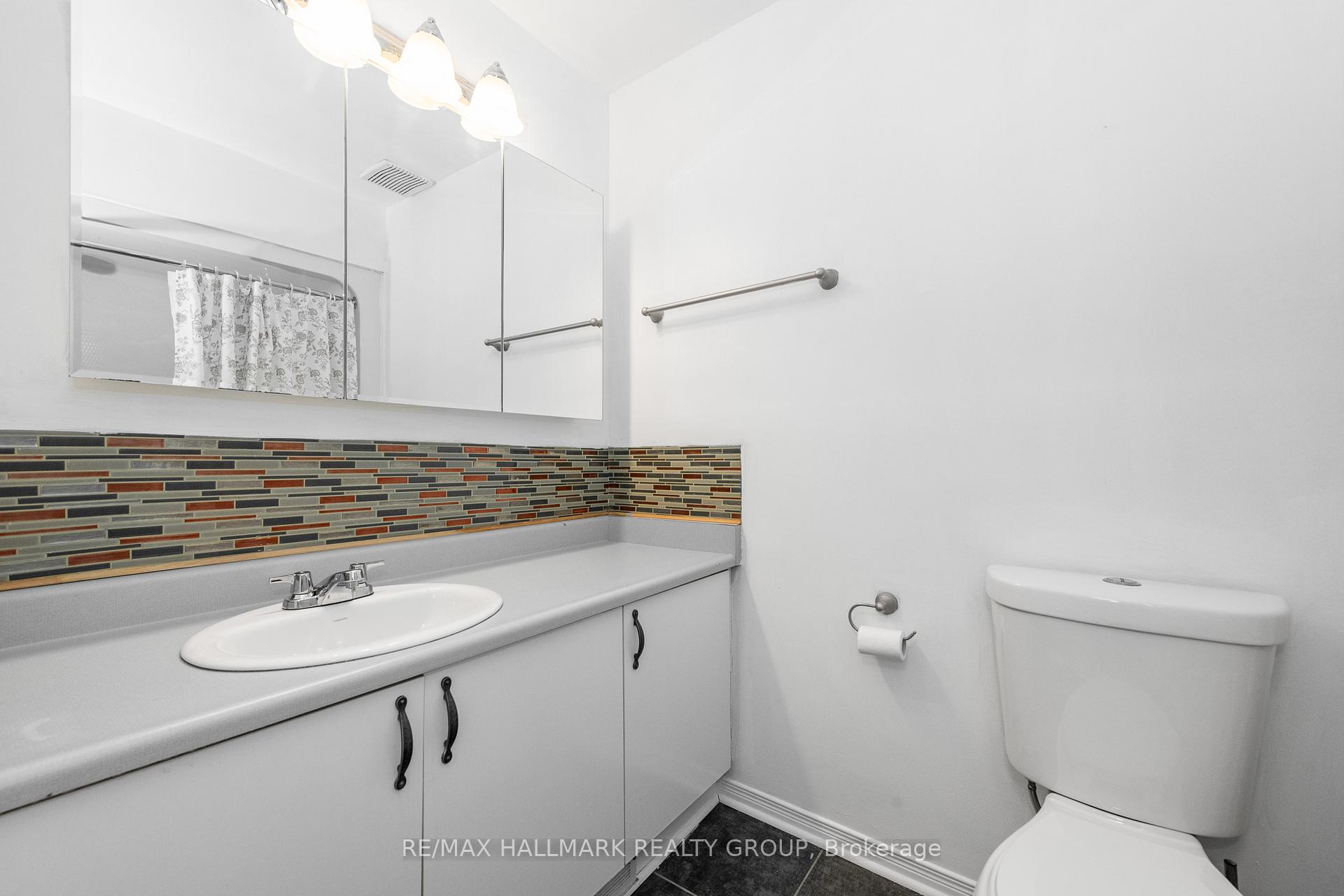 Photo 33 of 186 Burma Road, Ottawa, CFB Rockcliffe and Area — HOMEH