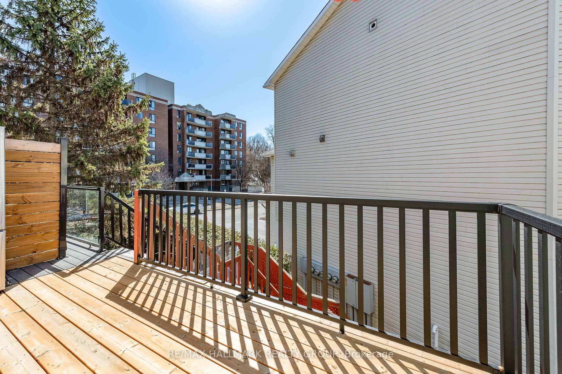 Photo 35 of 186 Burma Road, Ottawa, CFB Rockcliffe and Area — HOMEH