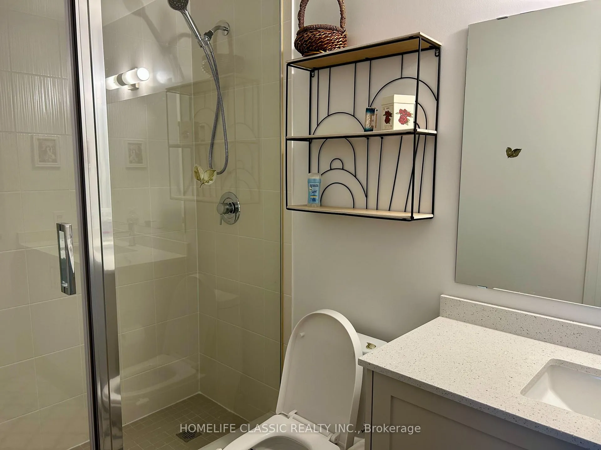 Photo 12 of 10 Gatineau Drive, Vaughan, Beverley Glen — HOMEH