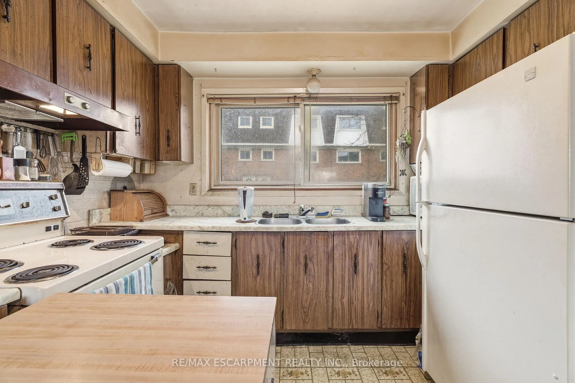 Photo 14 of Unit 37, 125 Bonaventure Drive, Hamilton, Gilbert — HOMEH