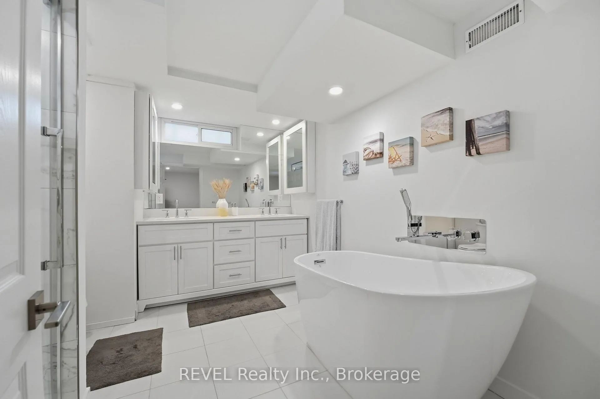 Photo 35 of 13 Crestcombe Road, St. Catharines, Ridley — HOMEH