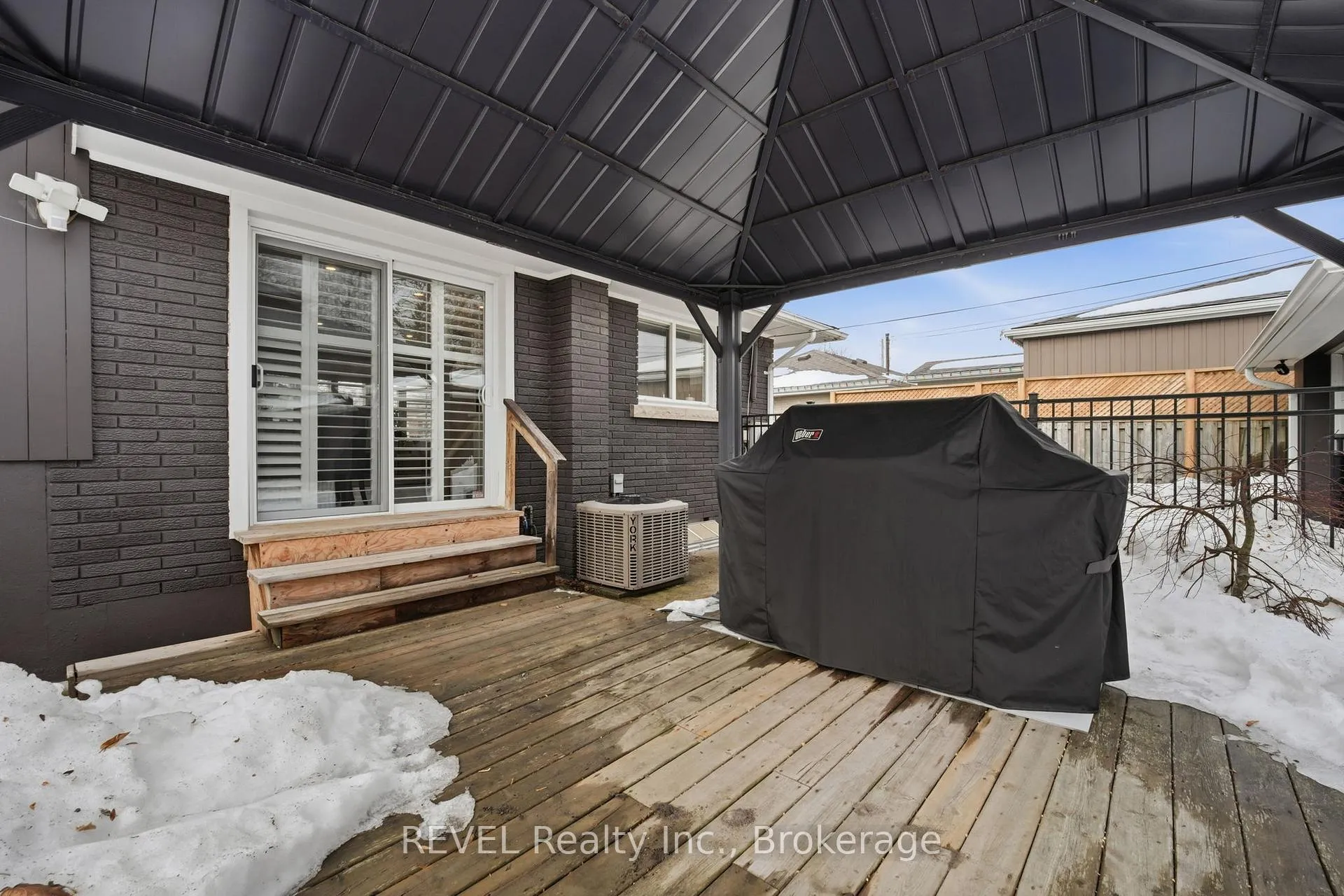 Photo 38 of 13 Crestcombe Road, St. Catharines, Ridley — HOMEH