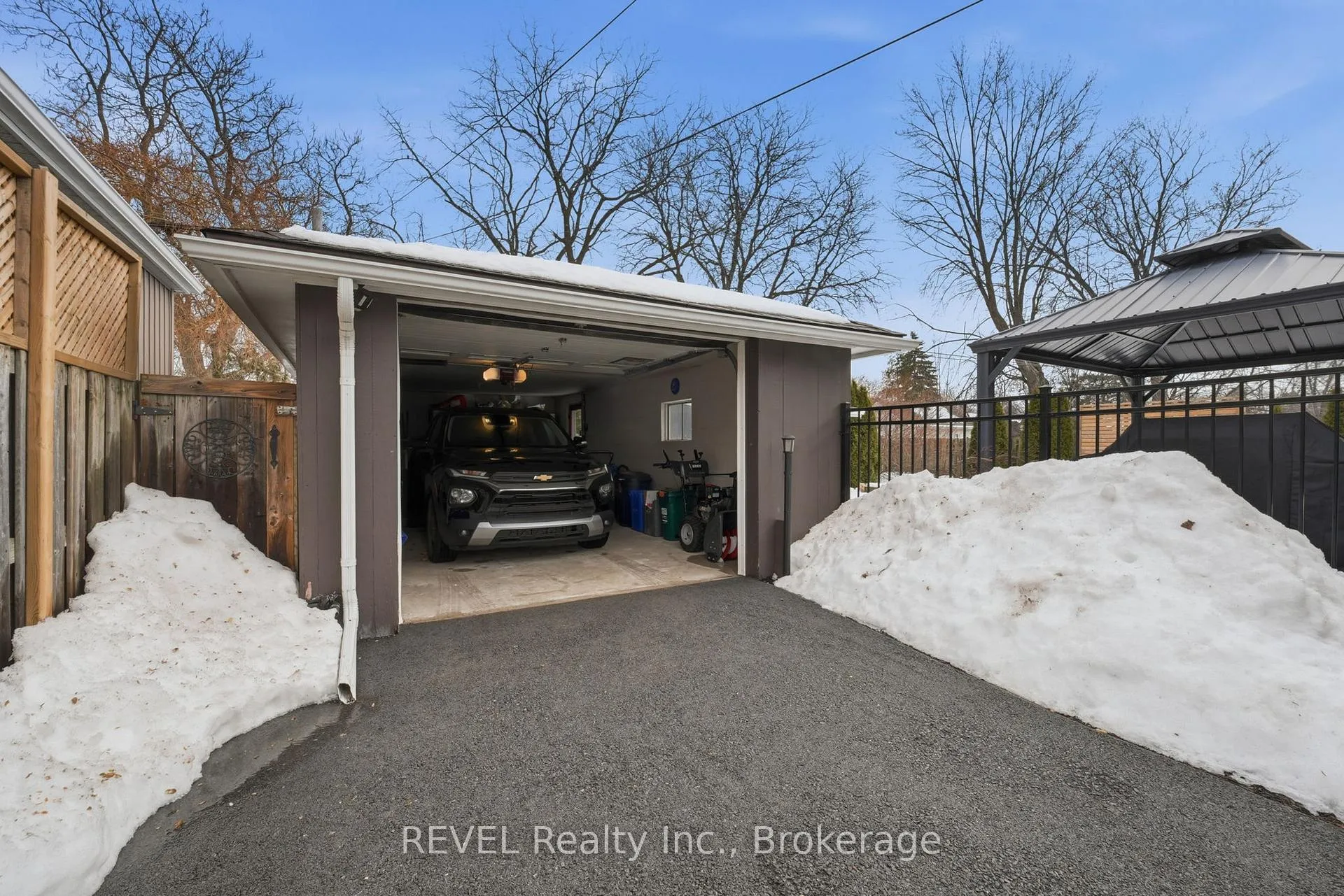 Photo 43 of 13 Crestcombe Road, St. Catharines, Ridley — HOMEH