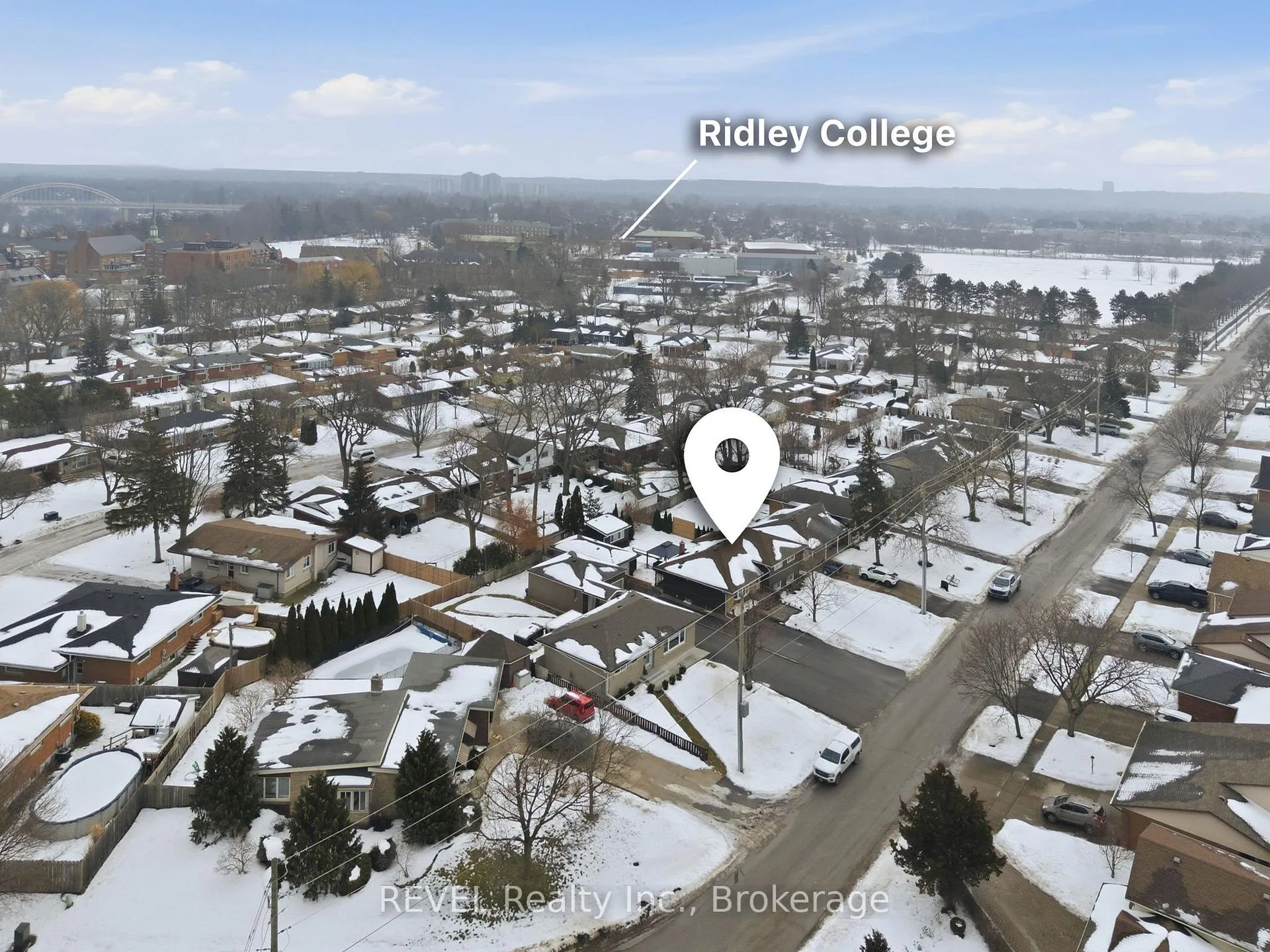 Photo 46 of 13 Crestcombe Road, St. Catharines, Ridley — HOMEH