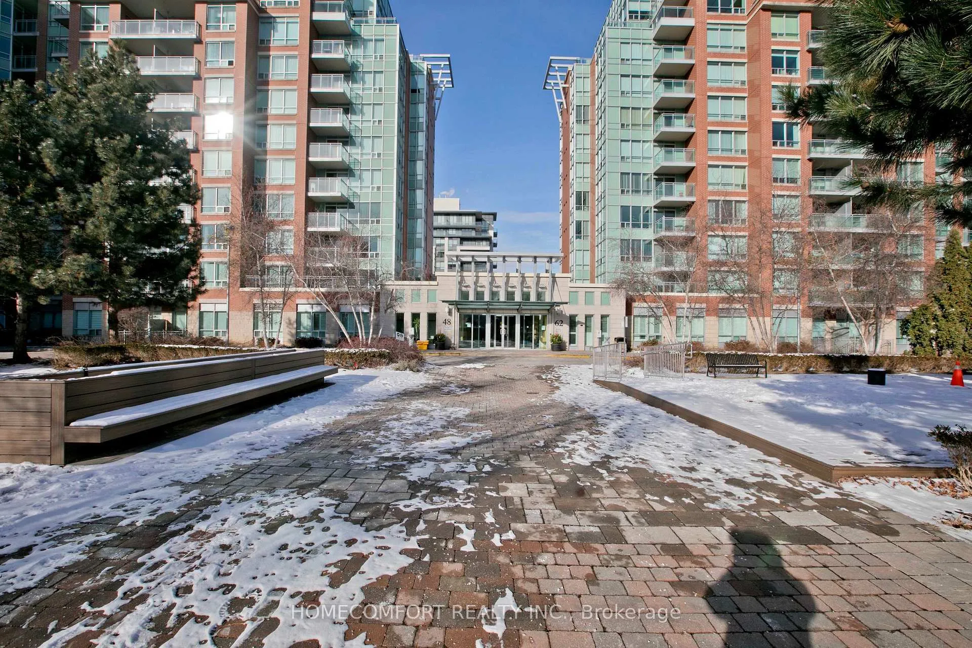 Photo 3 of Unit 109, 62 Suncrest Boulevard, Markham, Commerce Valley — HOMEH