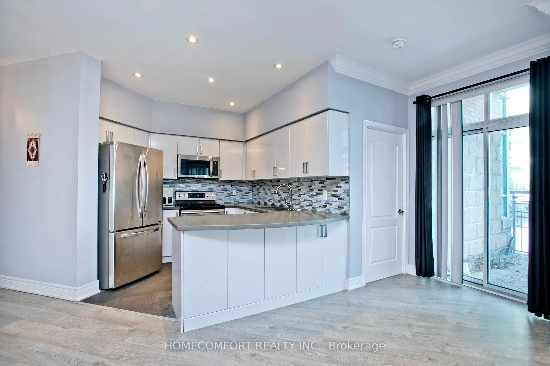 Photo 17 of Unit 109, 62 Suncrest Boulevard, Markham, Commerce Valley — HOMEH