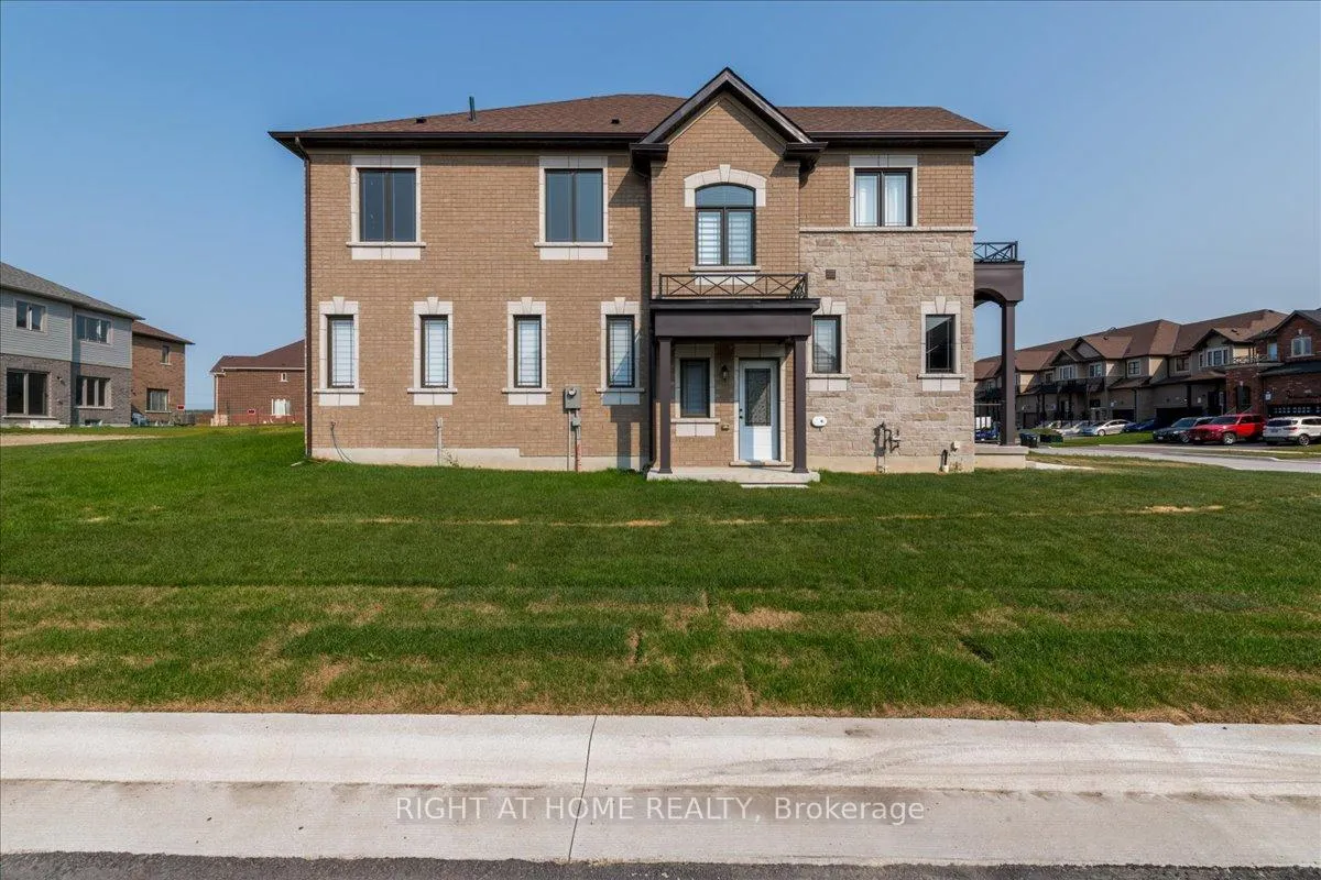 Photo 31 of 78 Lorne Thomas Place, New Tecumseth, Rural New Tecumseth — HOMEH