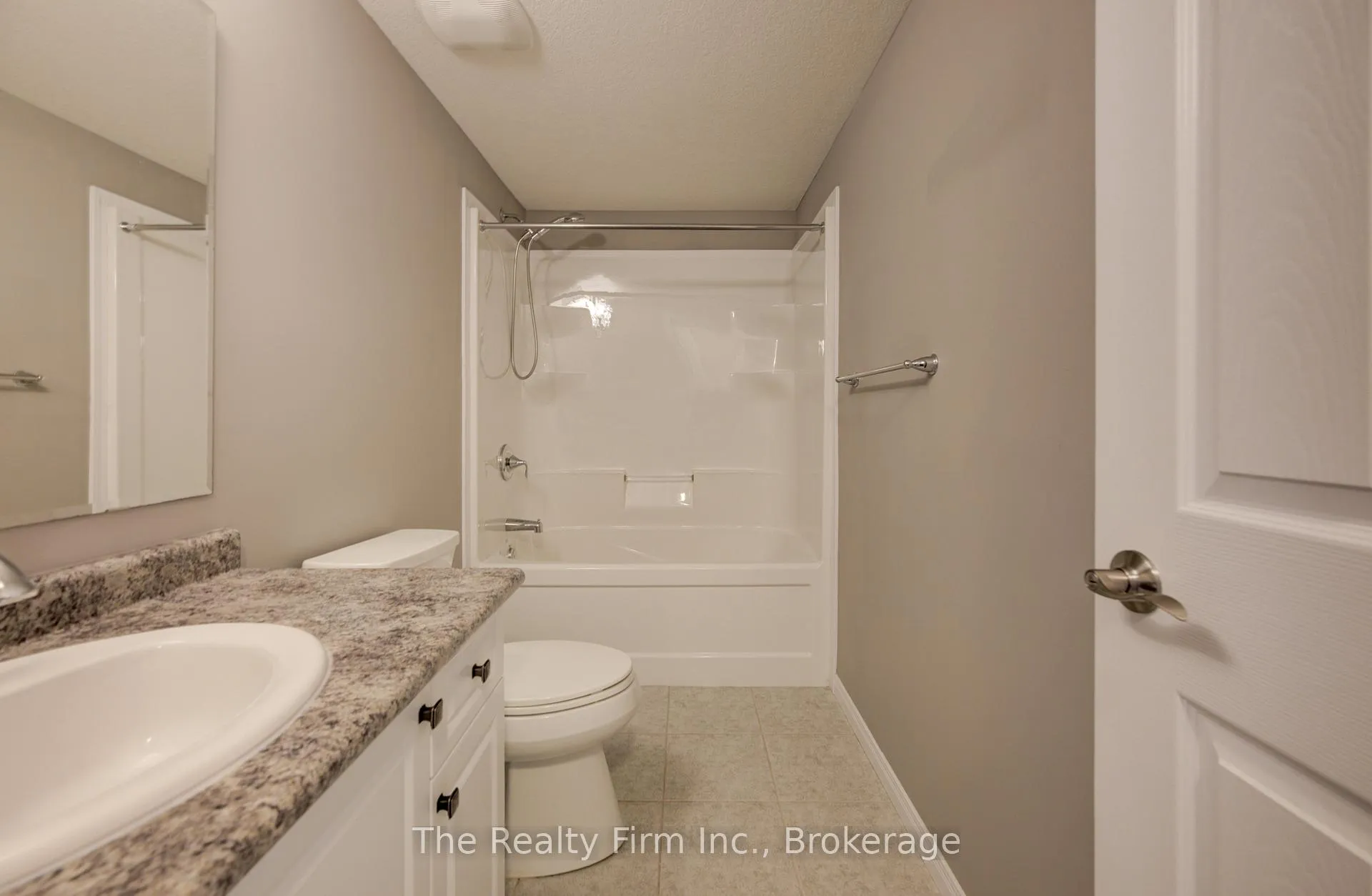 Photo 32 of Unit H, 236 Rachel Crescent, Kitchener — HOMEH