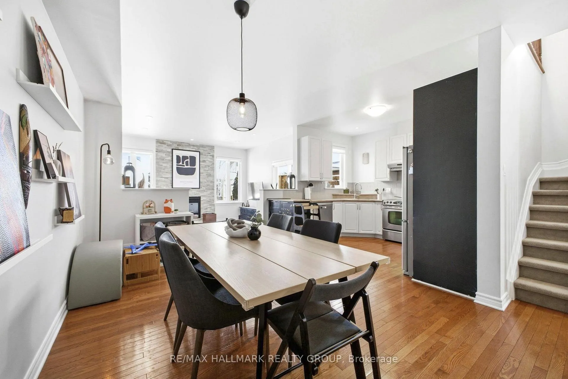 Photo 8 of 355 Widgeon Way, Ottawa, Blossom Park/Kemp Park/Findlay Creek — HOMEH