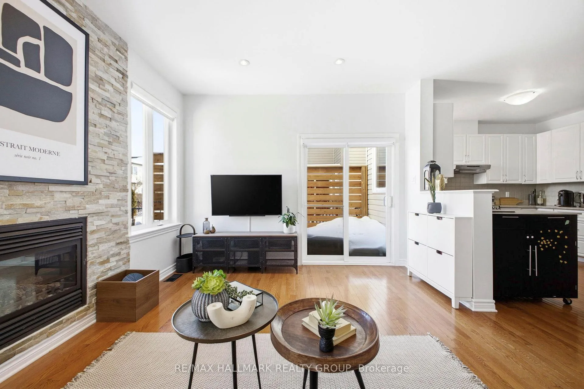 Photo 16 of 355 Widgeon Way, Ottawa, Blossom Park/Kemp Park/Findlay Creek — HOMEH