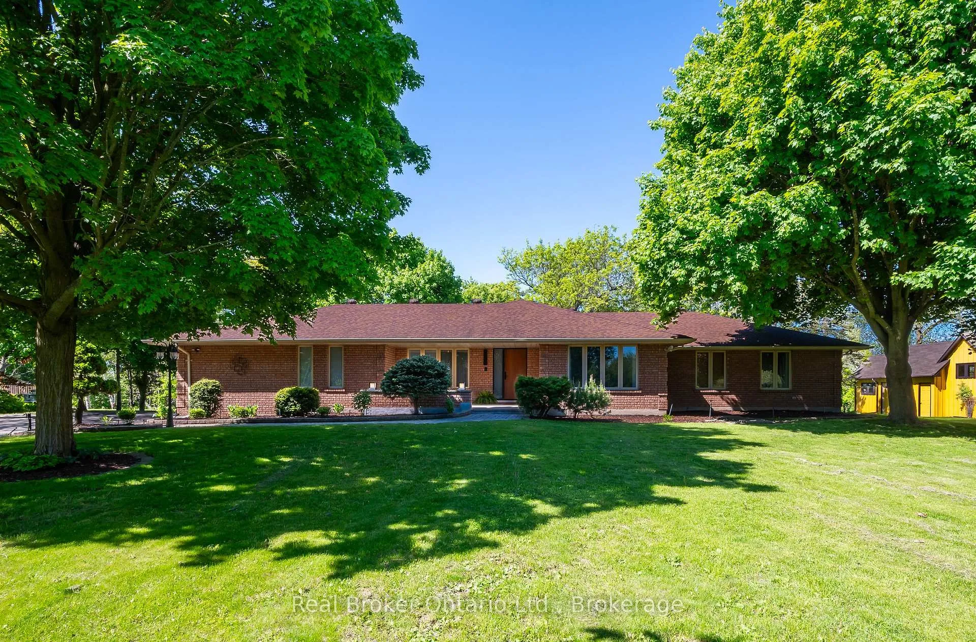 Photo 1 of 10158 Old Pine Crest Road, Halton Hills, Rural Halton Hills — HOMEH