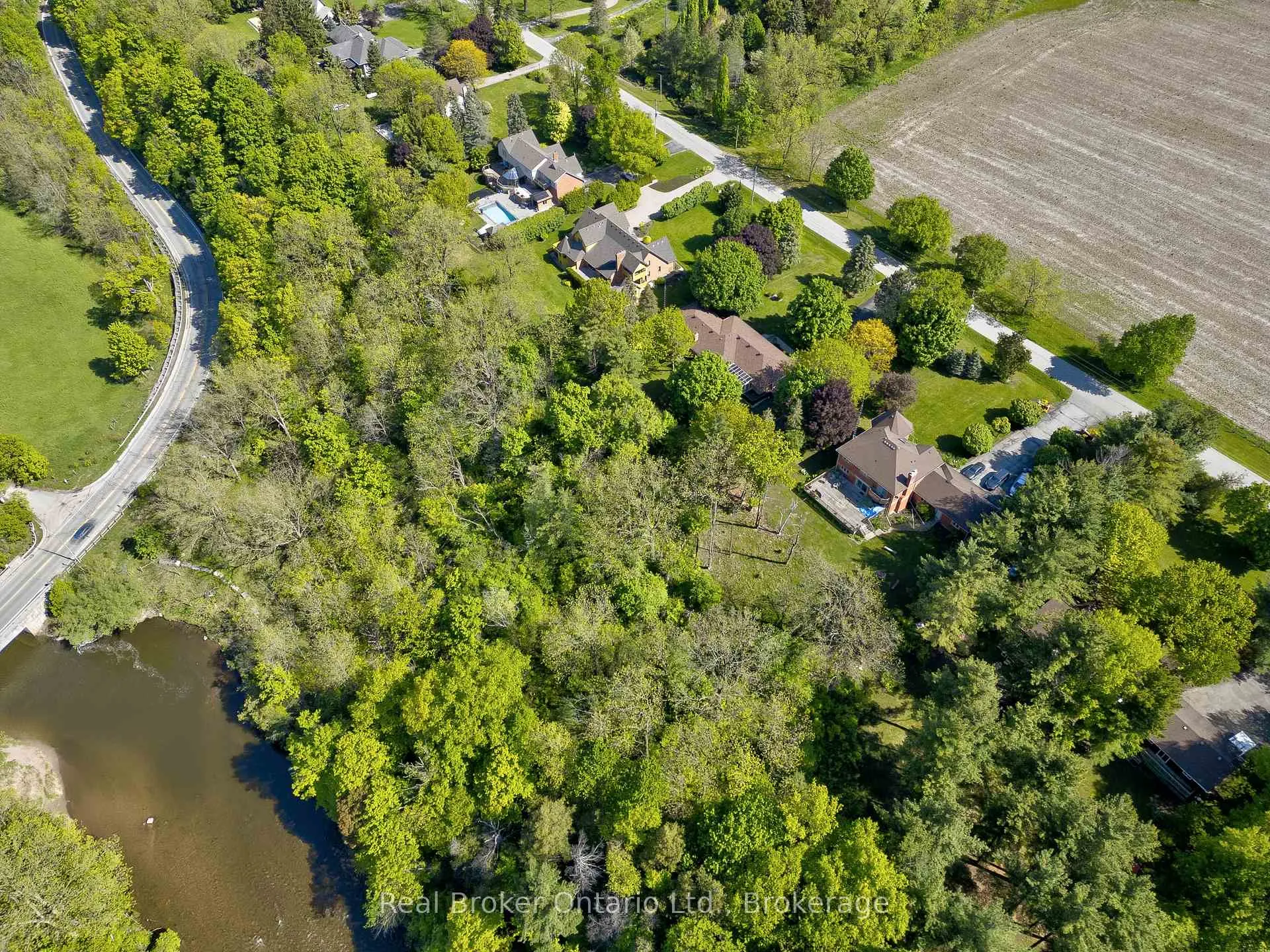 Photo 5 of 10158 Old Pine Crest Road, Halton Hills, Rural Halton Hills — HOMEH