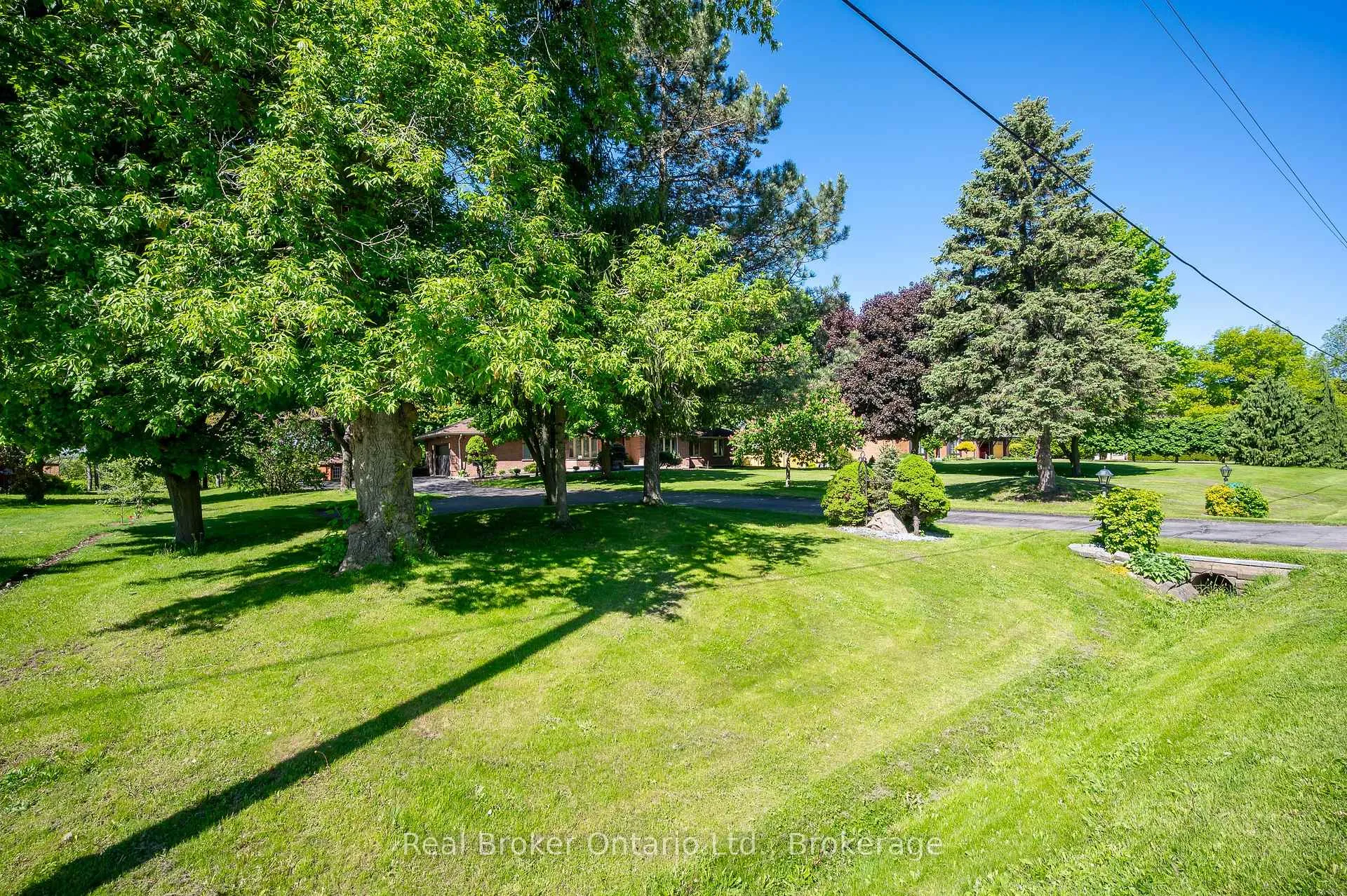 Photo 8 of 10158 Old Pine Crest Road, Halton Hills, Rural Halton Hills — HOMEH