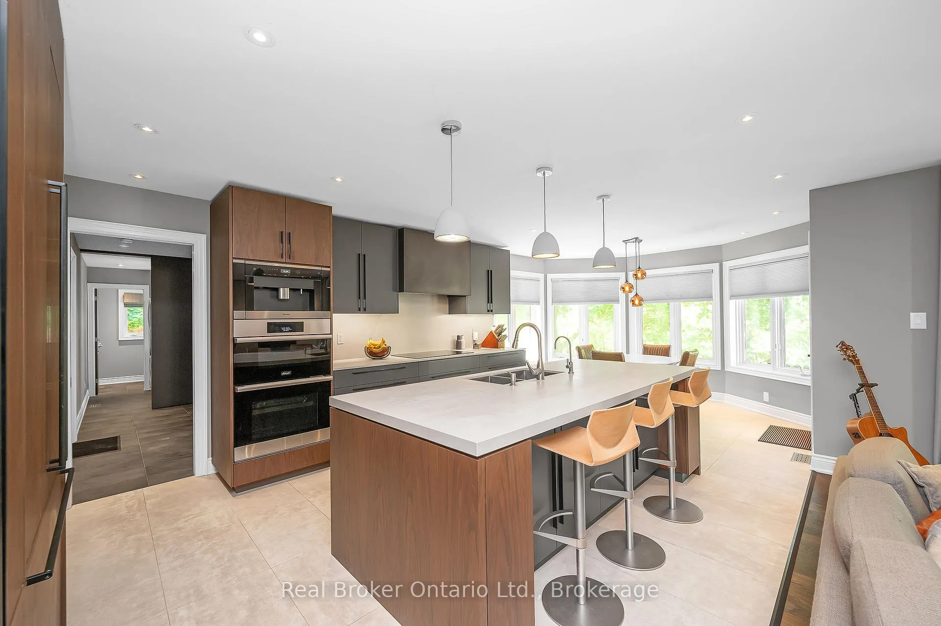 Photo 18 of 10158 Old Pine Crest Road, Halton Hills, Rural Halton Hills — HOMEH