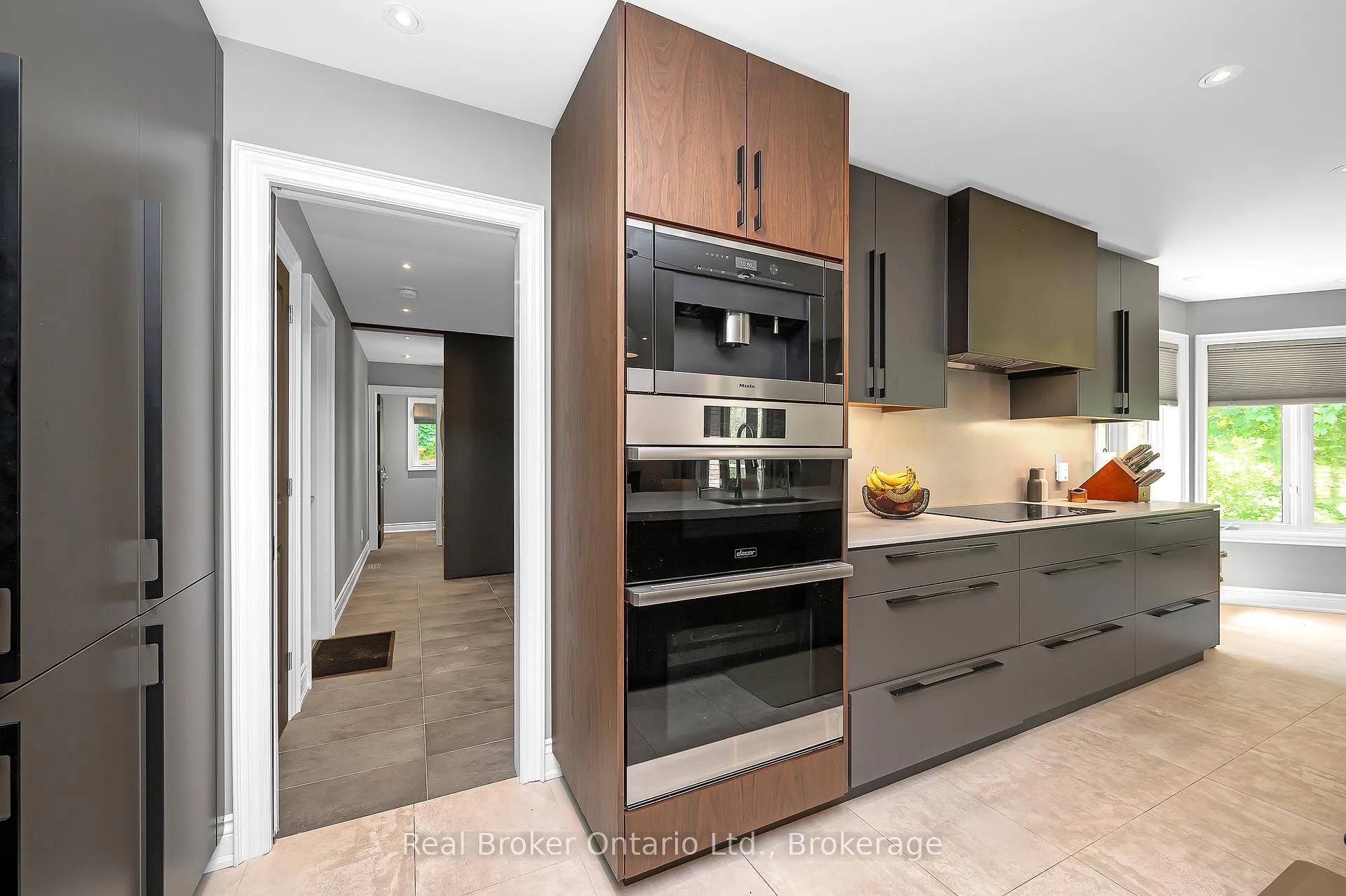 Photo 24 of 10158 Old Pine Crest Road, Halton Hills, Rural Halton Hills — HOMEH