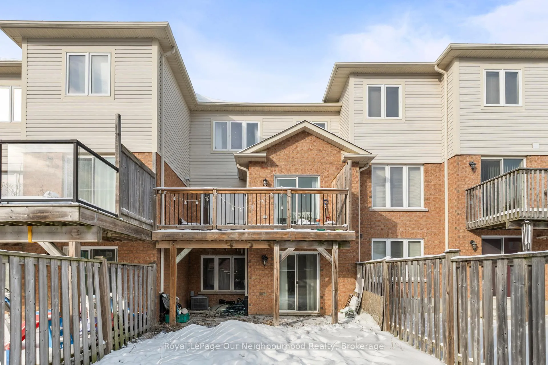 Photo 33 of 53 Kersey Crescent, Clarington, Courtice — HOMEH