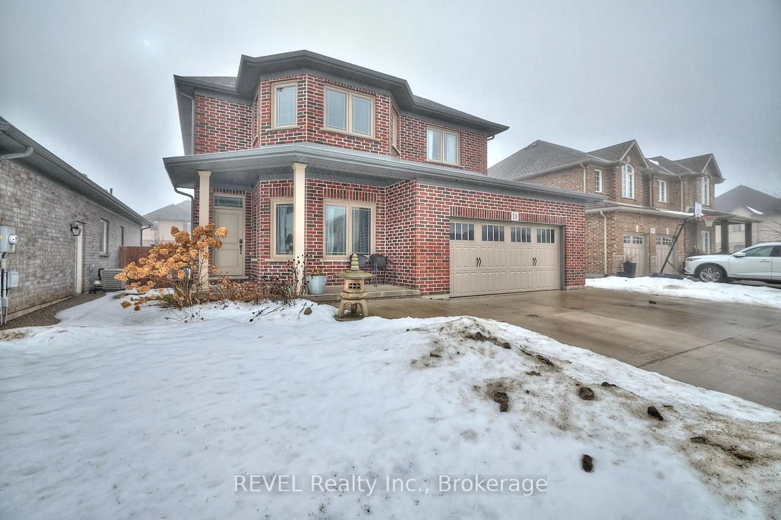 Photo 1 of 18 Brewerton Boulevard, Pelham, Fonthill — HOMEH