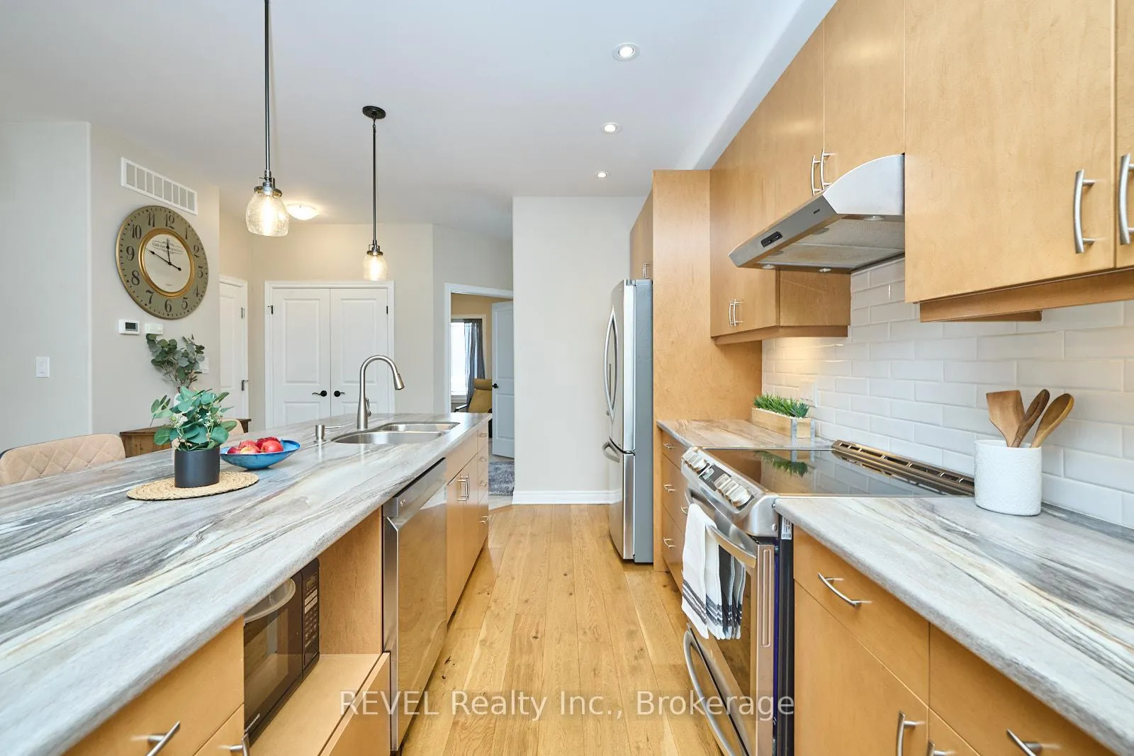 Photo 8 of 18 Brewerton Boulevard, Pelham, Fonthill — HOMEH