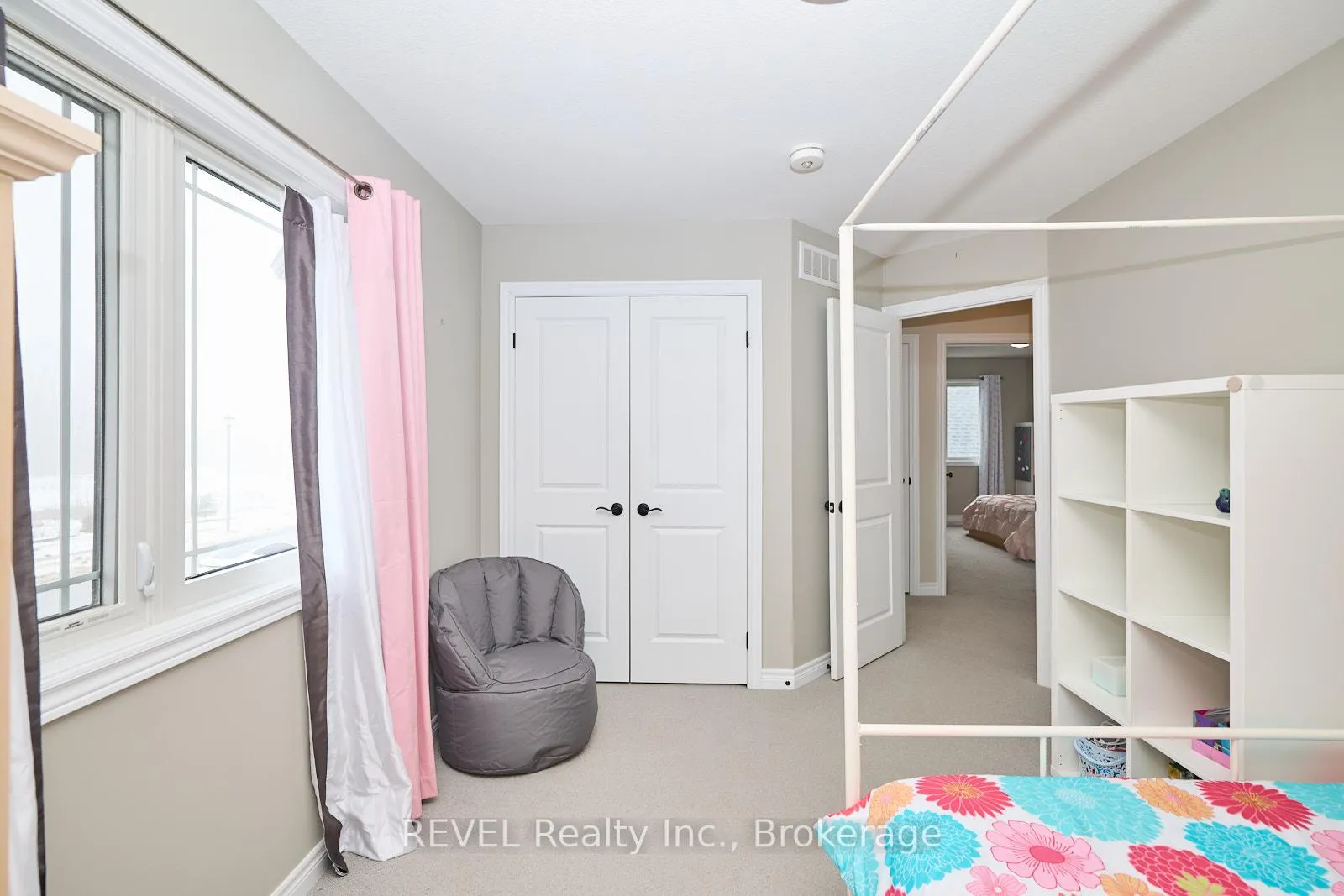 Photo 18 of 18 Brewerton Boulevard, Pelham, Fonthill — HOMEH