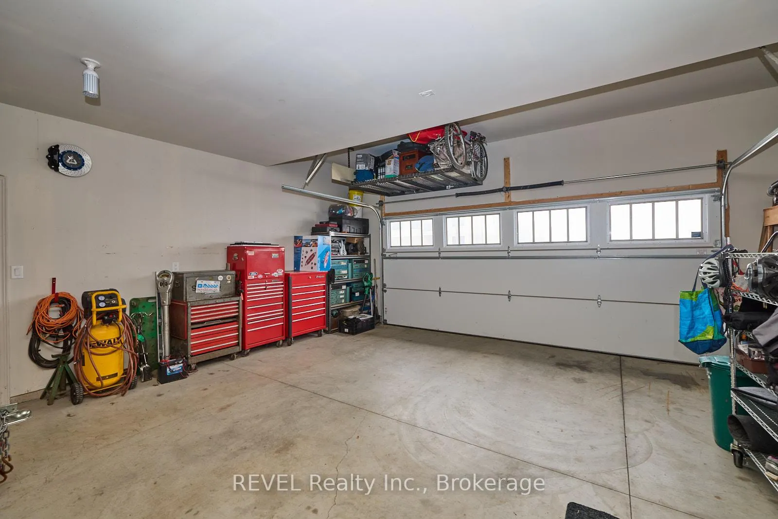 Photo 23 of 18 Brewerton Boulevard, Pelham, Fonthill — HOMEH