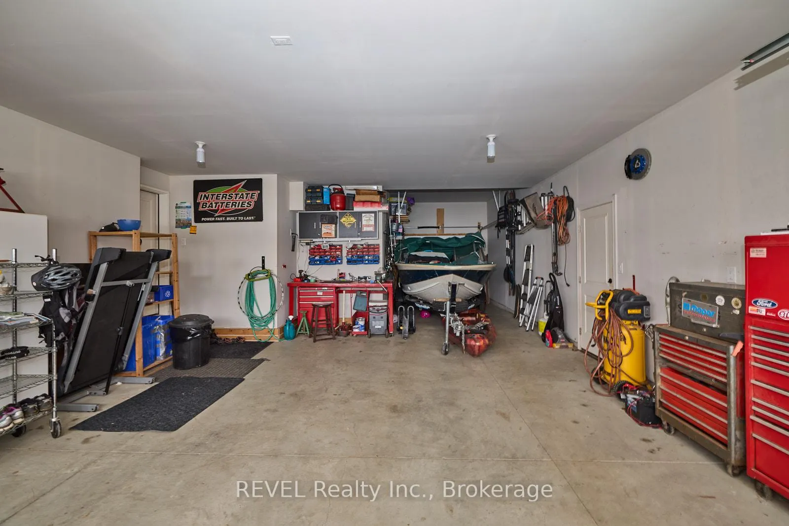 Photo 24 of 18 Brewerton Boulevard, Pelham, Fonthill — HOMEH