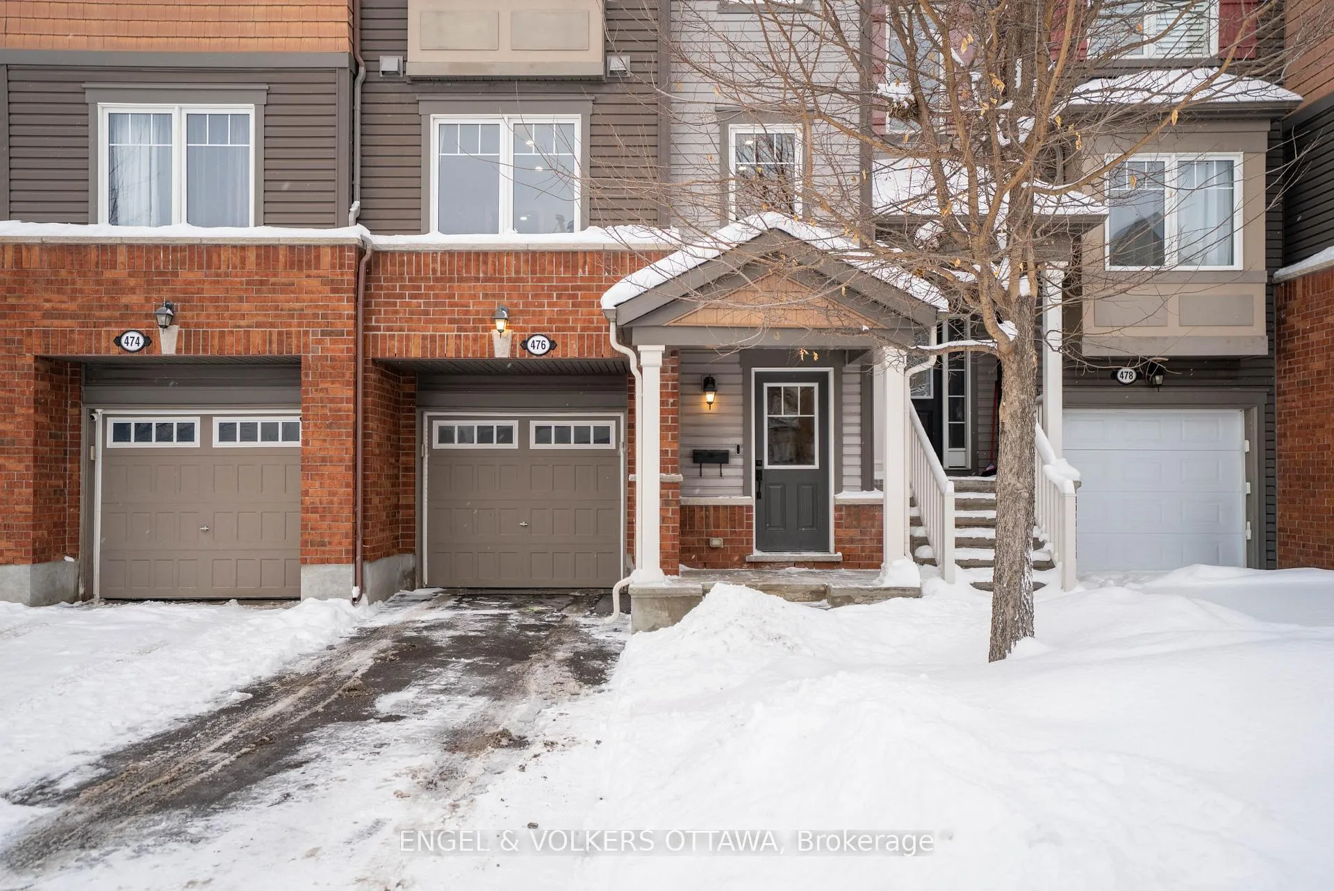 Photo 2 of 476 Coldwater Crescent, Ottawa, Kanata - Emerald Meadows/Trailwest — HOMEH