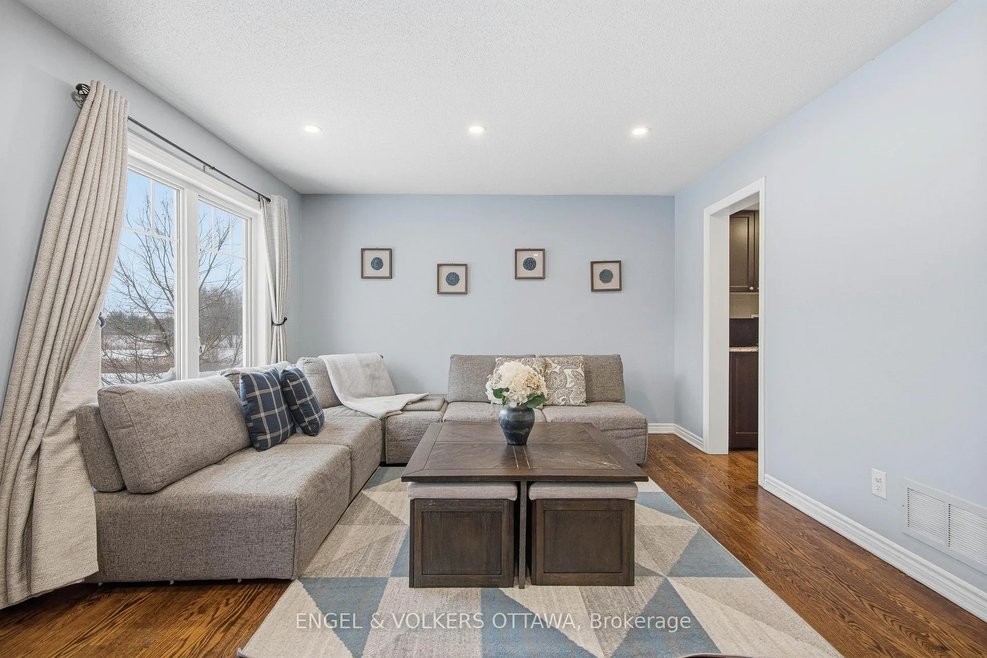 Photo 22 of 476 Coldwater Crescent, Ottawa, Kanata - Emerald Meadows/Trailwest — HOMEH