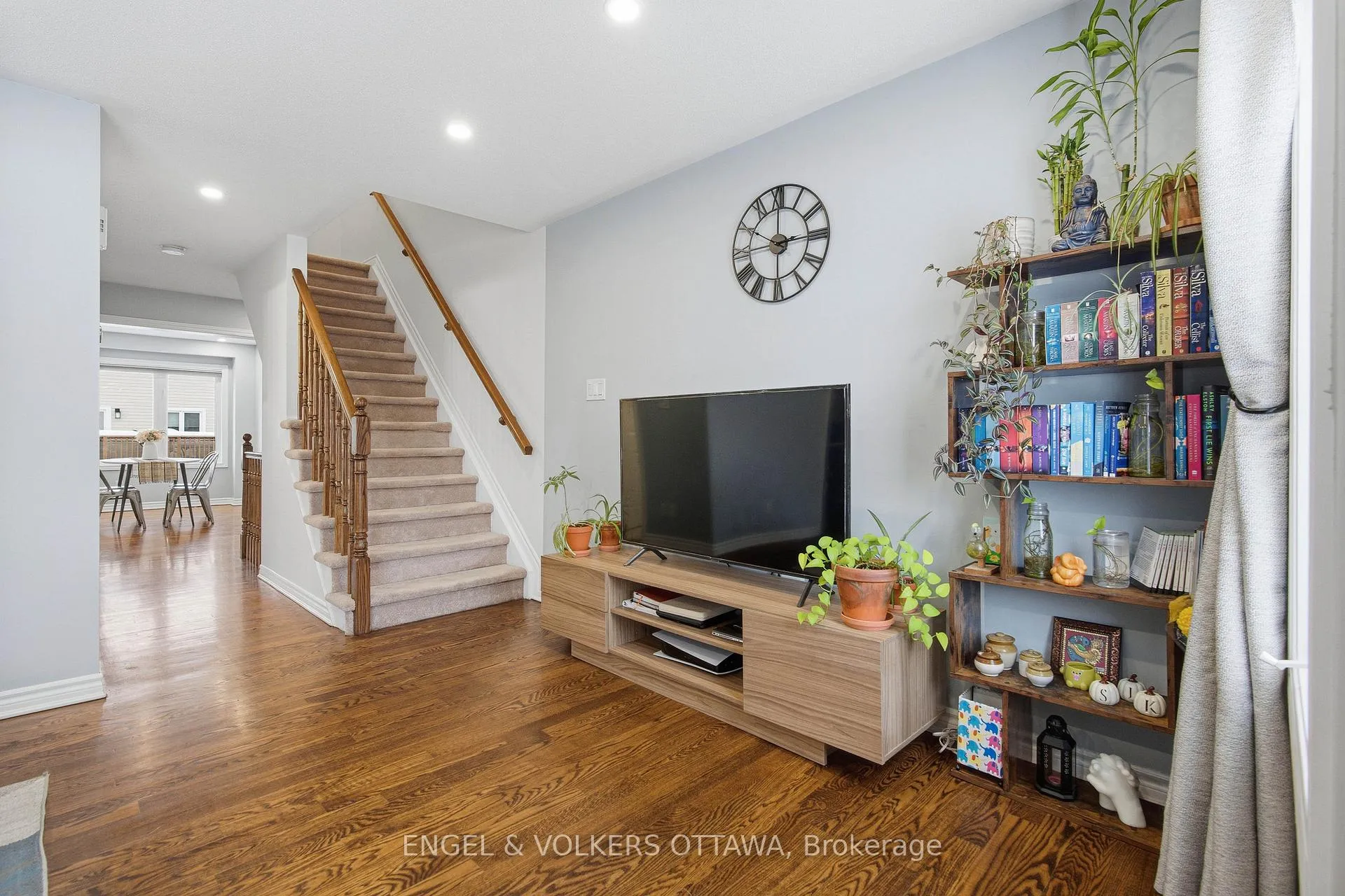 Photo 24 of 476 Coldwater Crescent, Ottawa, Kanata - Emerald Meadows/Trailwest — HOMEH
