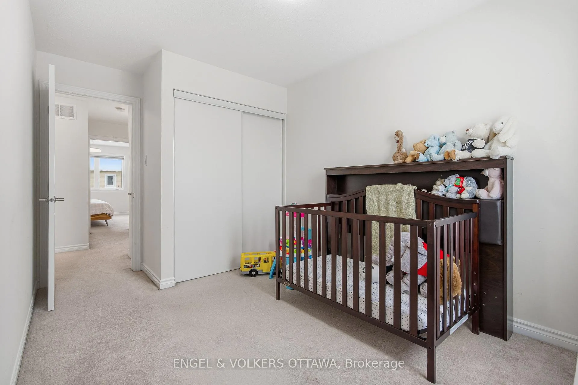 Photo 35 of 476 Coldwater Crescent, Ottawa, Kanata - Emerald Meadows/Trailwest — HOMEH