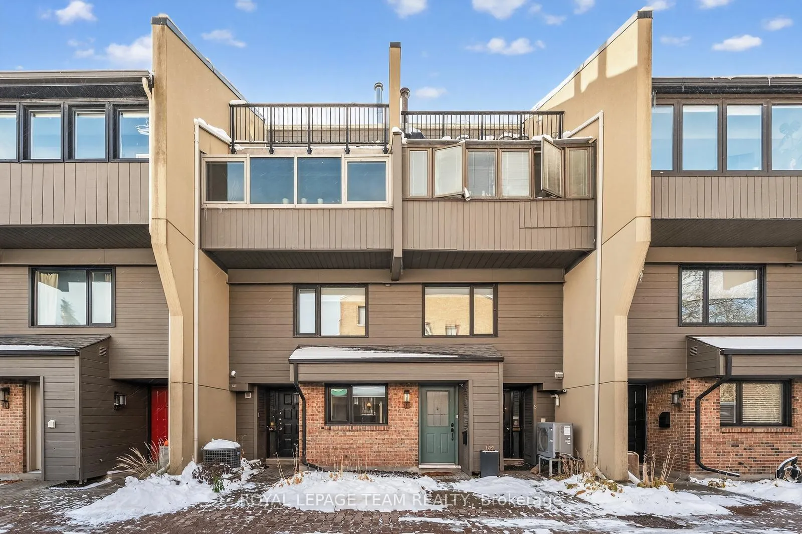 Photo 2 of Unit 10, 290 Cathcart Street, Ottawa, Lower Town — HOMEH