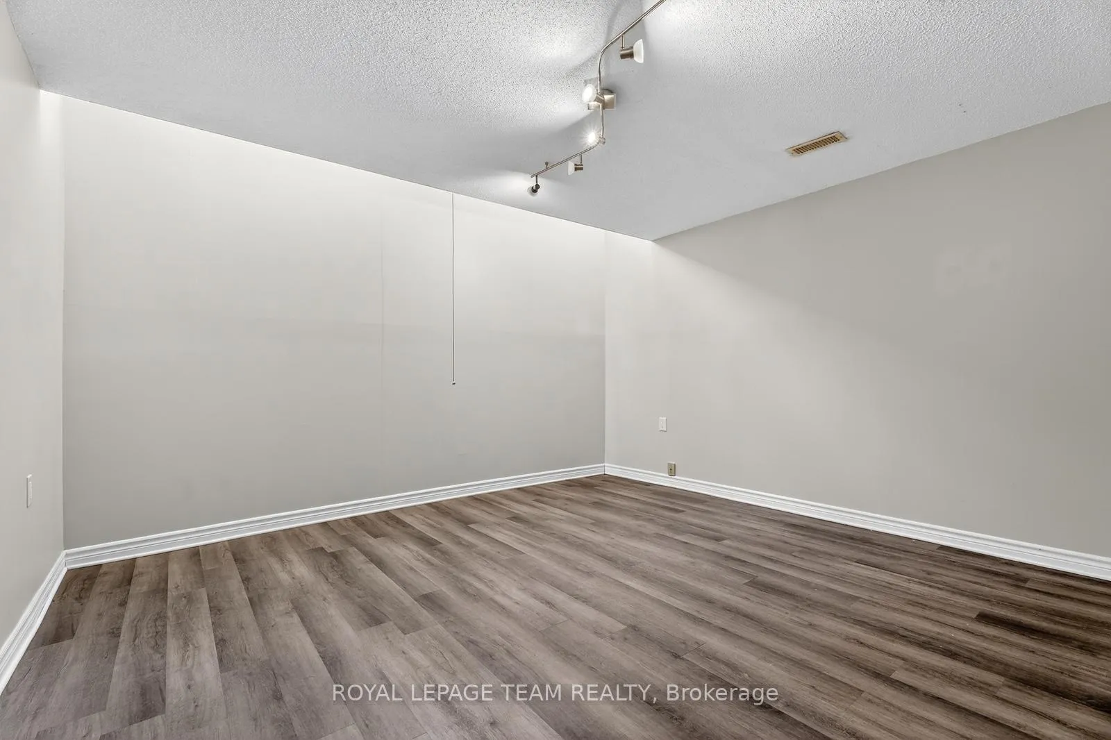 Photo 32 of Unit 10, 290 Cathcart Street, Ottawa, Lower Town — HOMEH