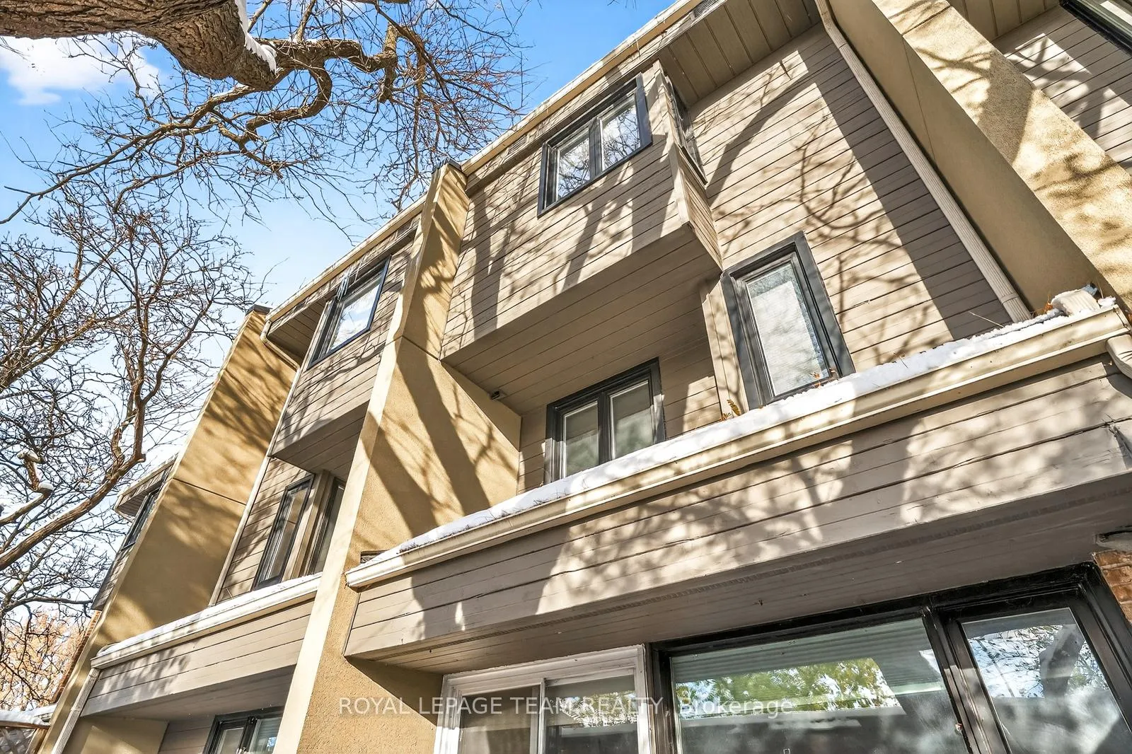 Photo 1 of Unit 10, 290 Cathcart Street, Ottawa, Lower Town — HOMEH