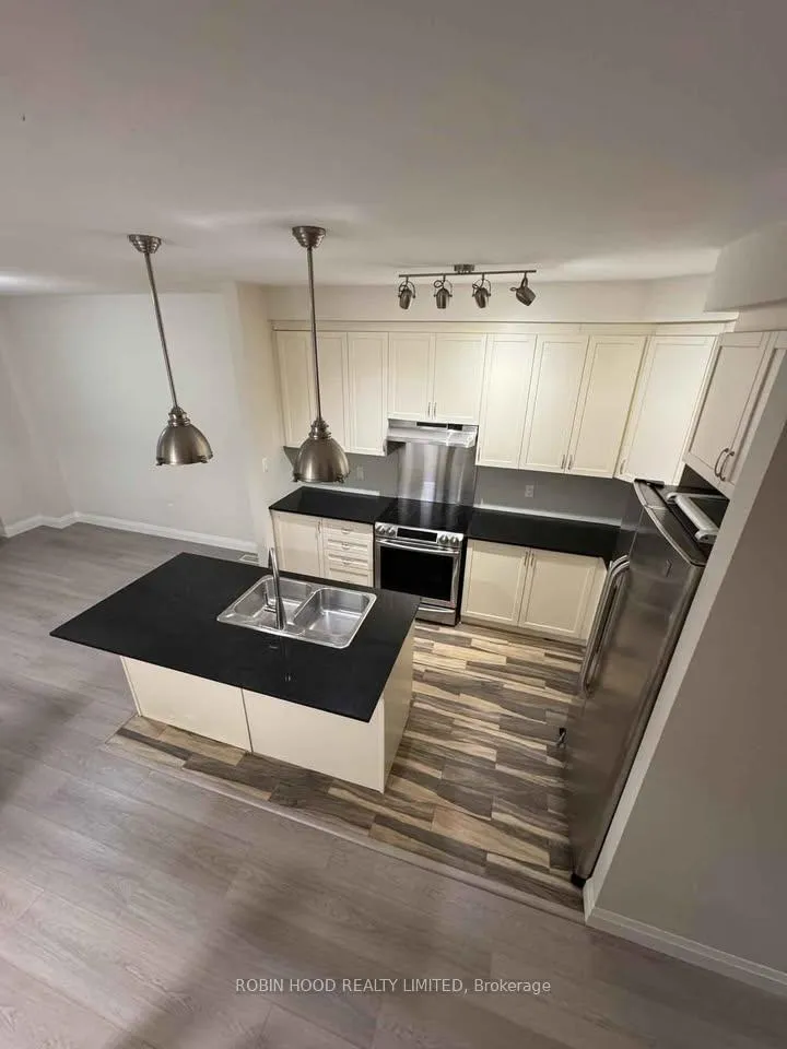 Photo 2 of Unit 11, 2220 Queensway Drive, Burlington, Freeman — HOMEH