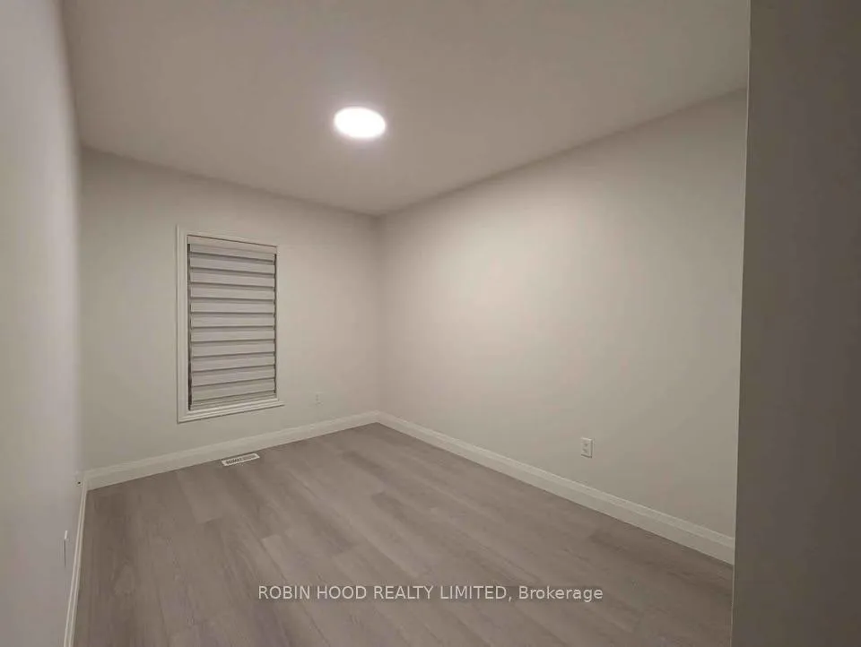 Photo 18 of Unit 11, 2220 Queensway Drive, Burlington, Freeman — HOMEH