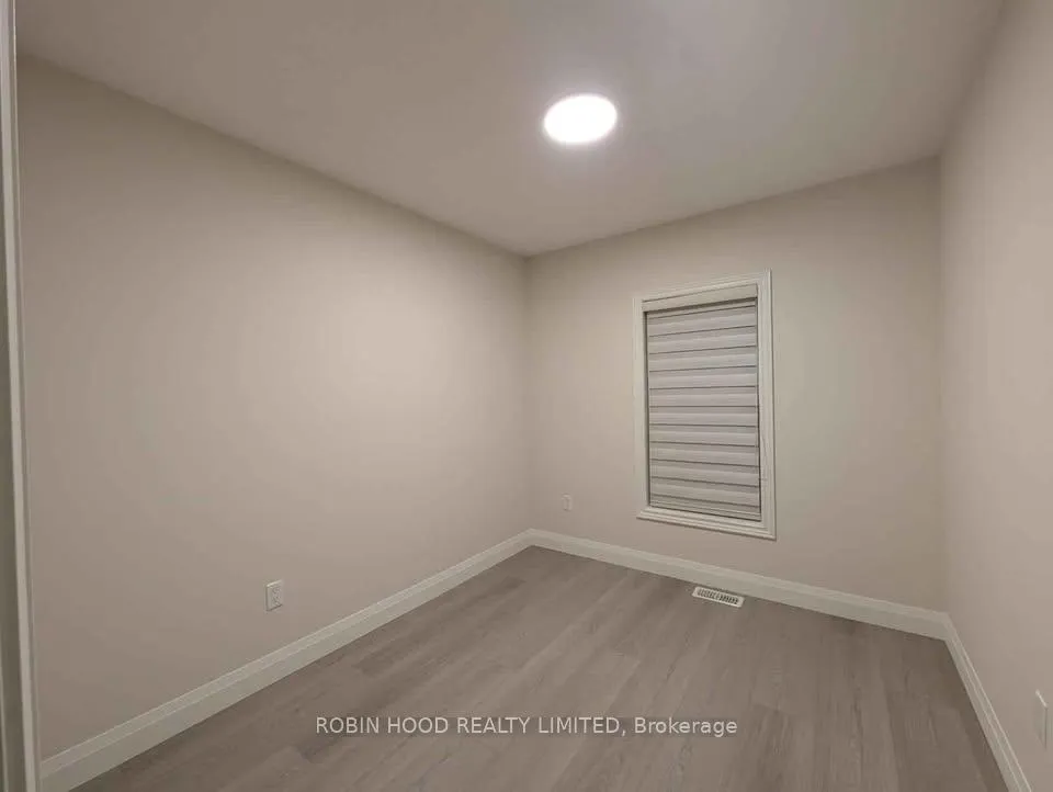 Photo 20 of Unit 11, 2220 Queensway Drive, Burlington, Freeman — HOMEH
