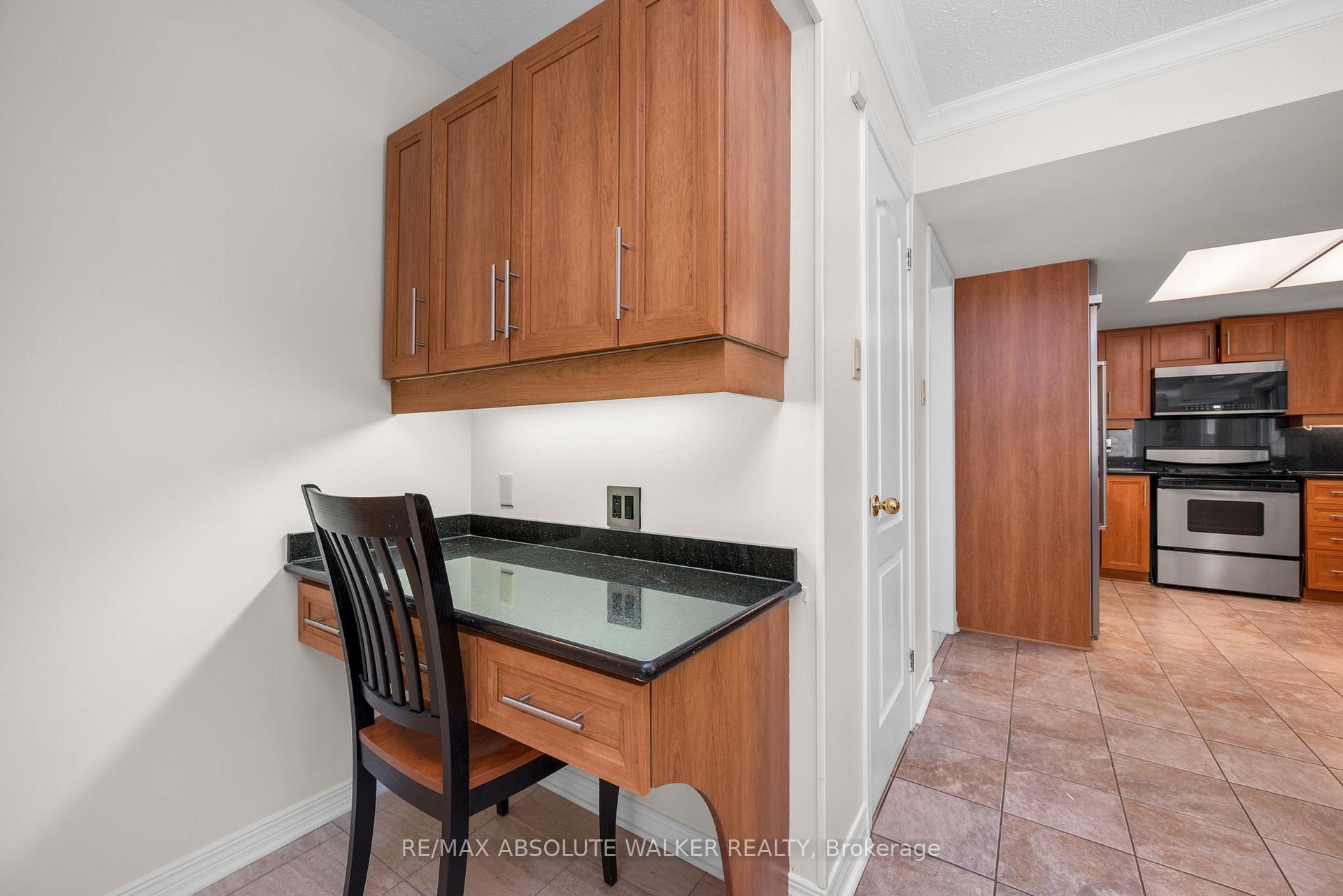 Photo 15 of 9 Baslaw Drive, Ottawa, Hunt Club Park — HOMEH
