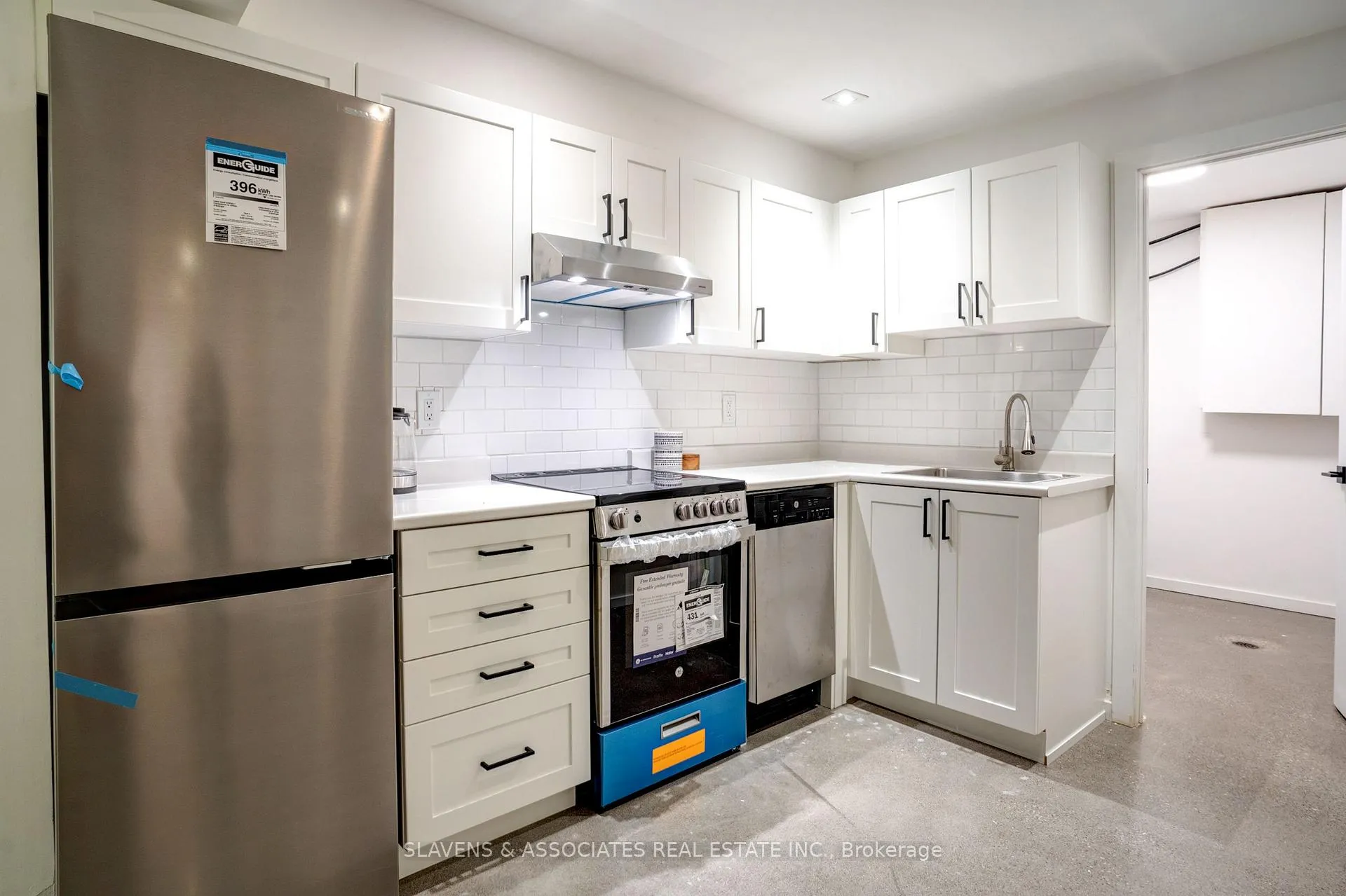 Photo 8 of Unit Bsmt, 546 St Clements Avenue, Toronto, Lawrence Park South — HOMEH