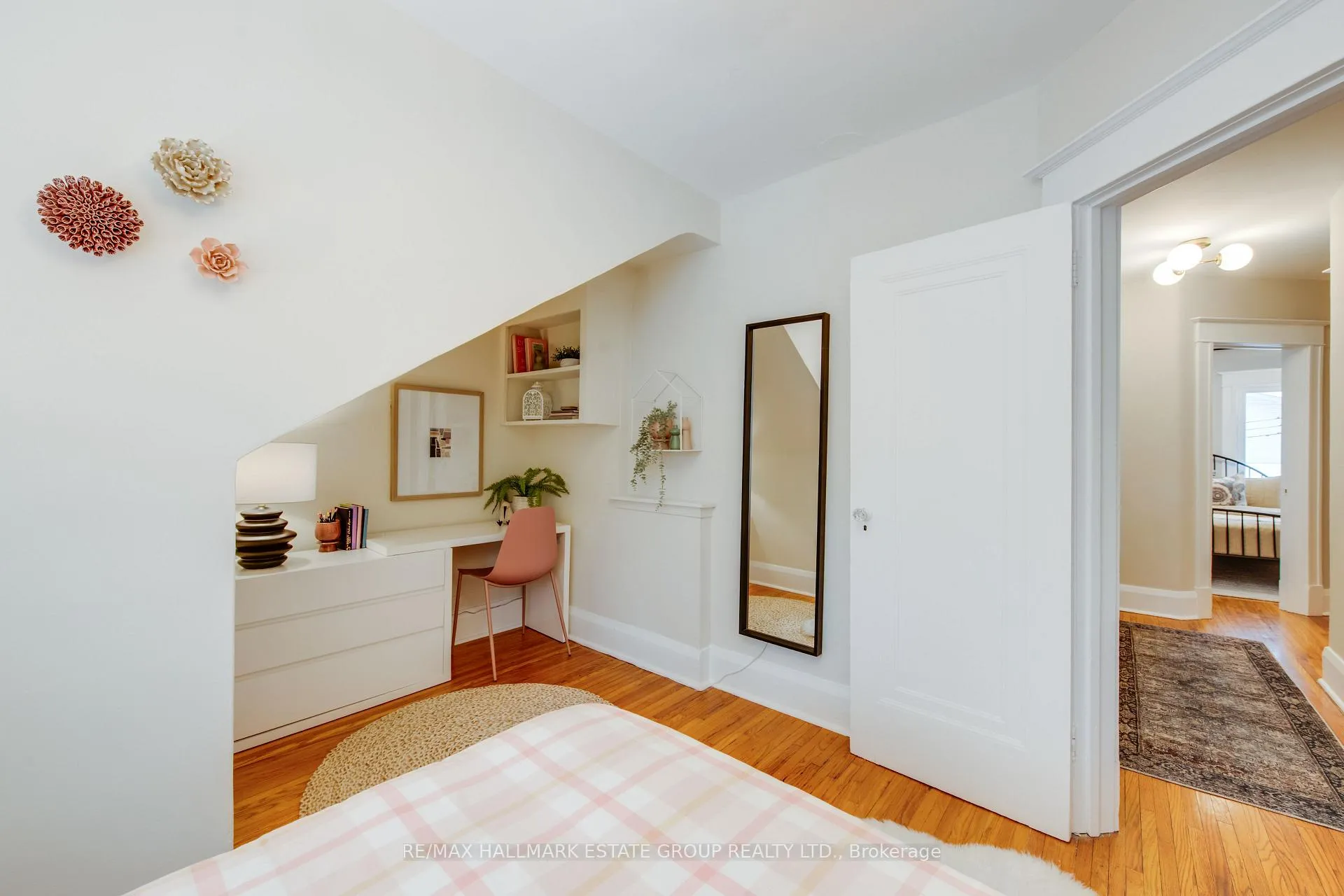 Photo 31 of 49 Highcroft Road, Toronto, Woodbine Corridor — HOMEH