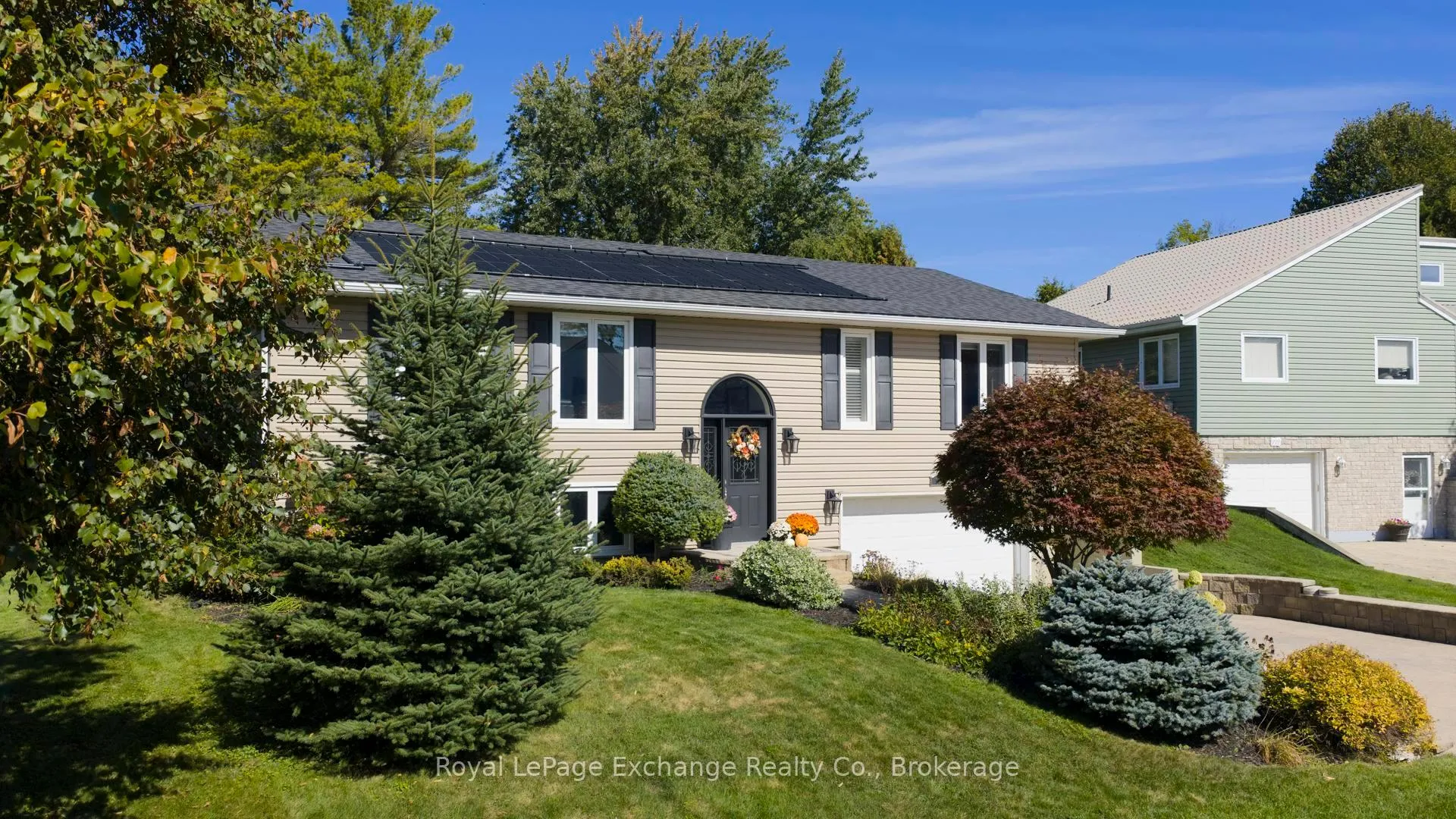 Photo 5 of 723 Goldie Crescent, Kincardine — HOMEH