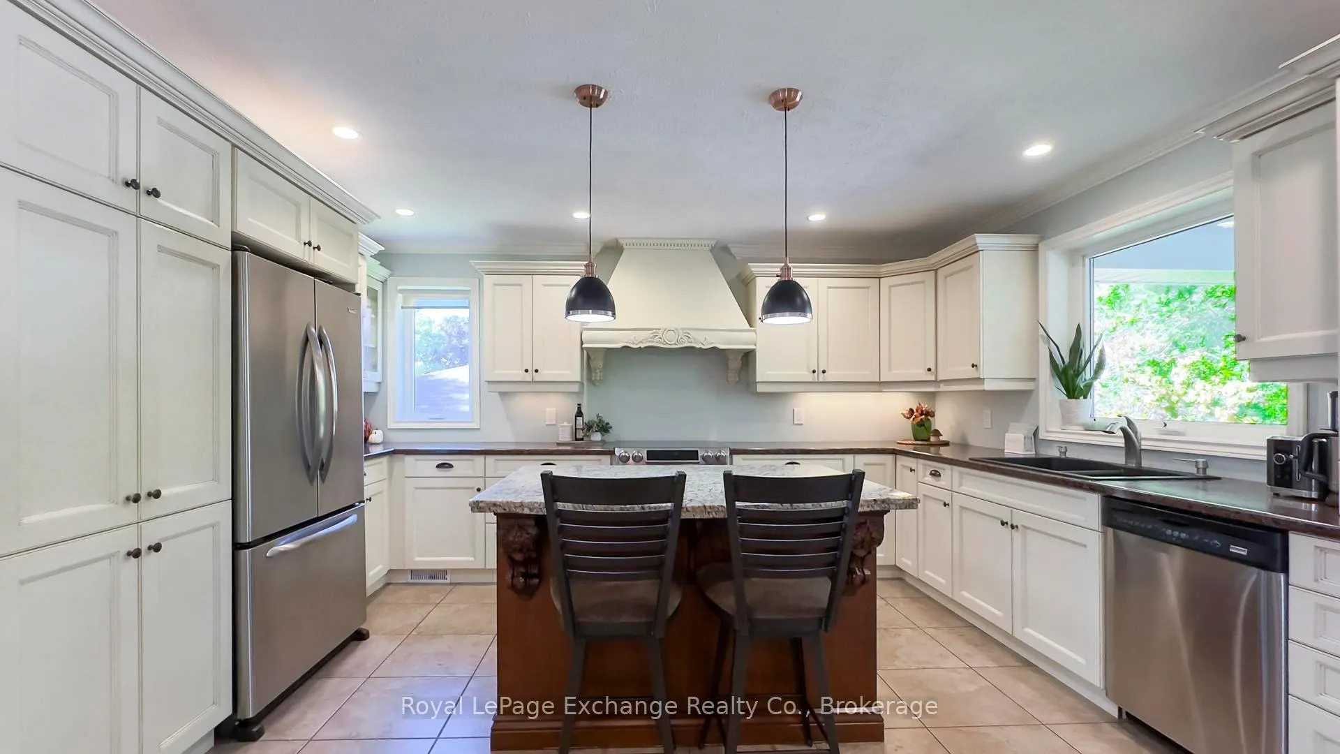 Photo 16 of 723 Goldie Crescent, Kincardine — HOMEH