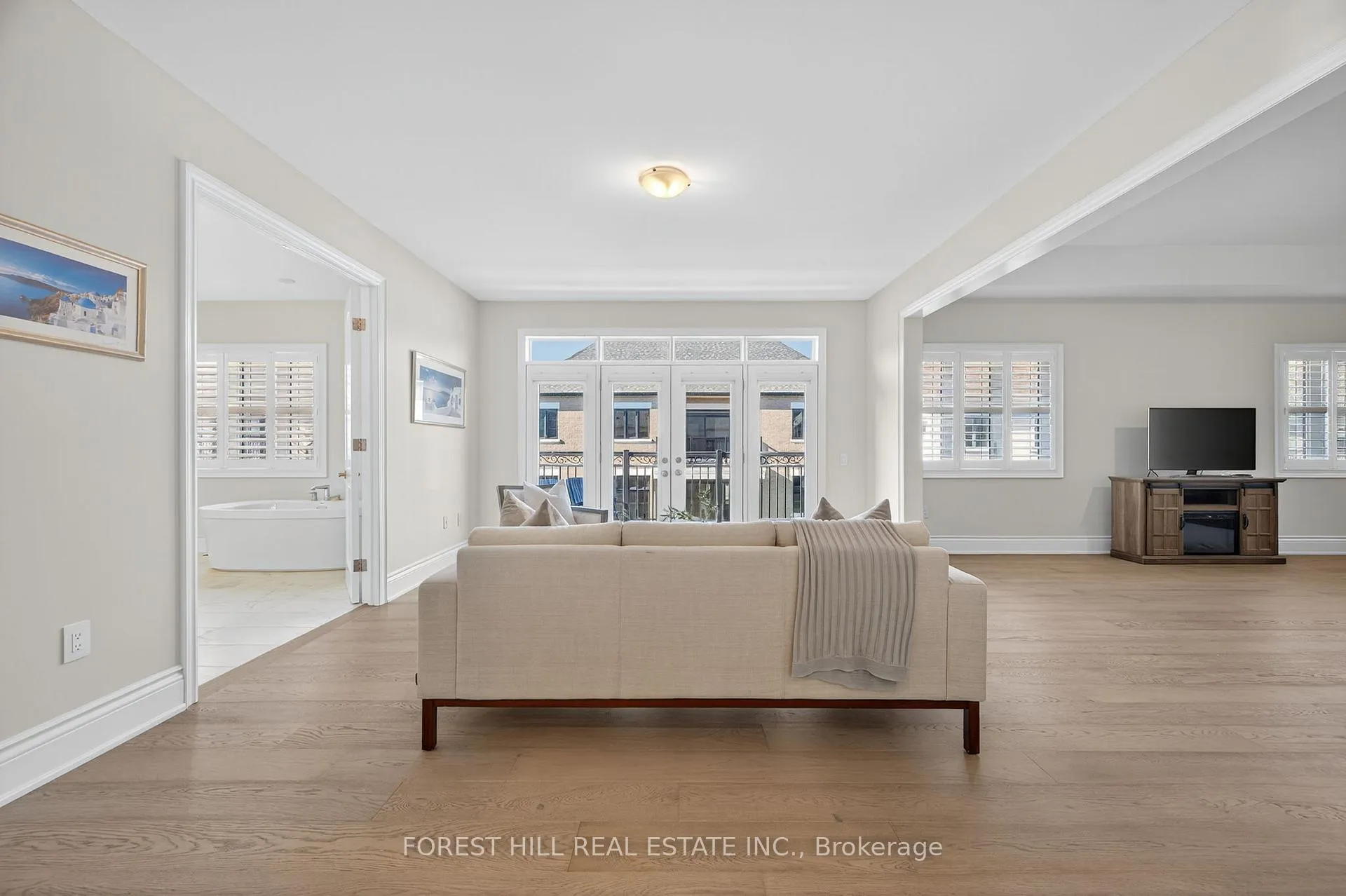 Photo 33 of 71 Sofia Olivia Crescent, Vaughan, Patterson — HOMEH