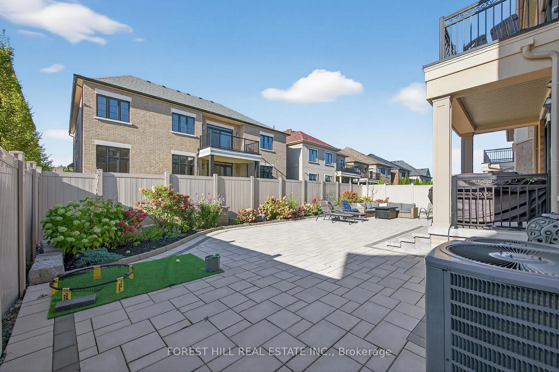 Photo 44 of 71 Sofia Olivia Crescent, Vaughan, Patterson — HOMEH