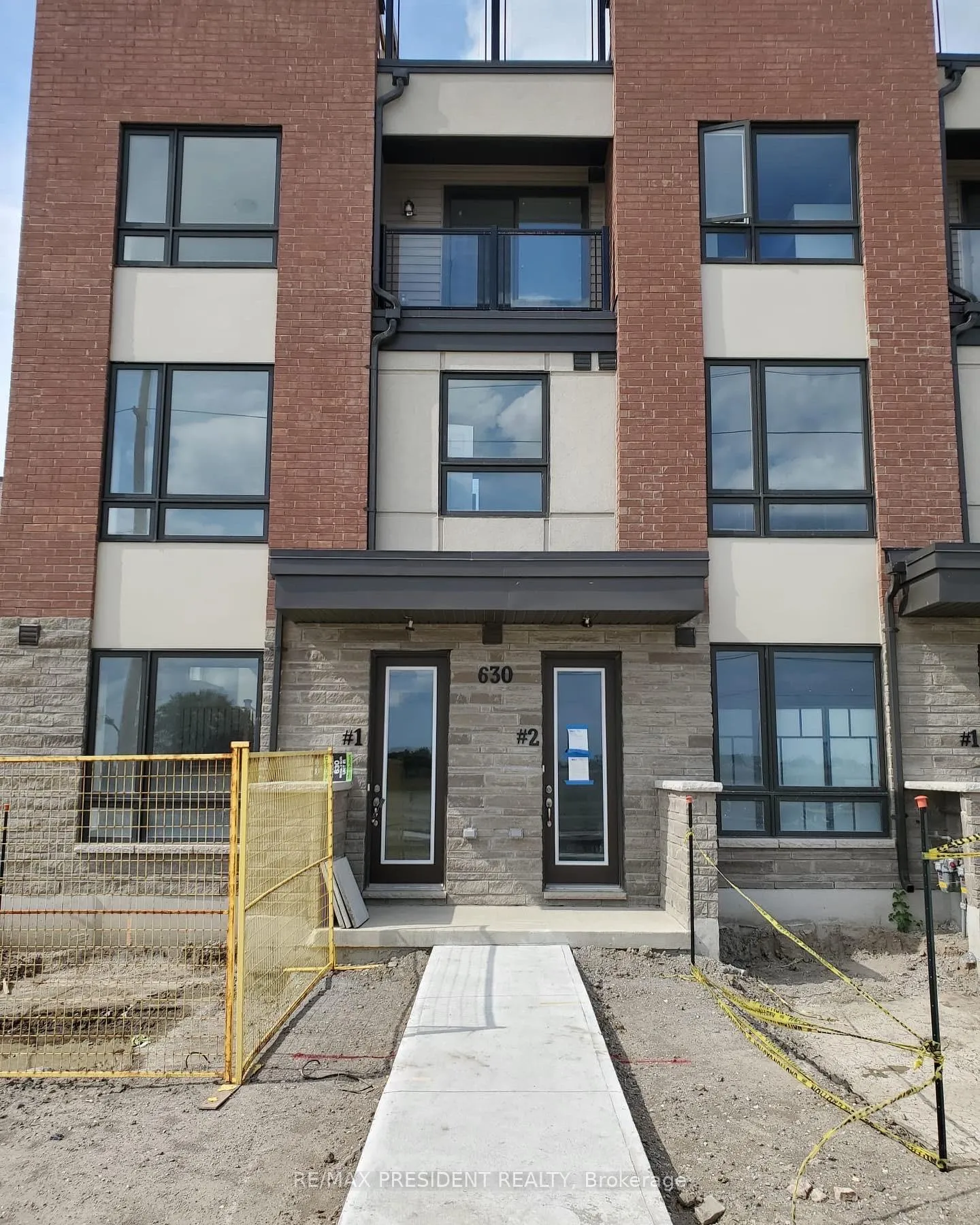 Photo 2 of Unit 2, 630 Rexdale Boulevard, Etobicoke, West Humber-Clairville — HOMEH