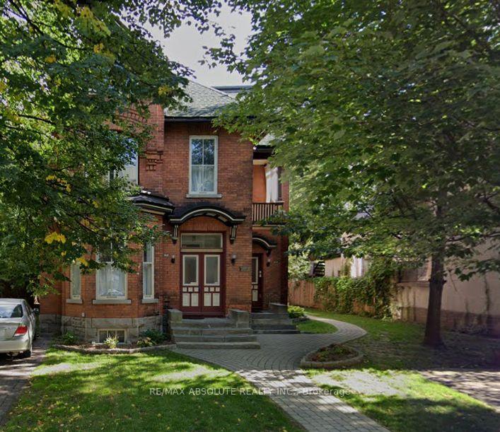 Front of Unit 3, 258 Daly Avenue